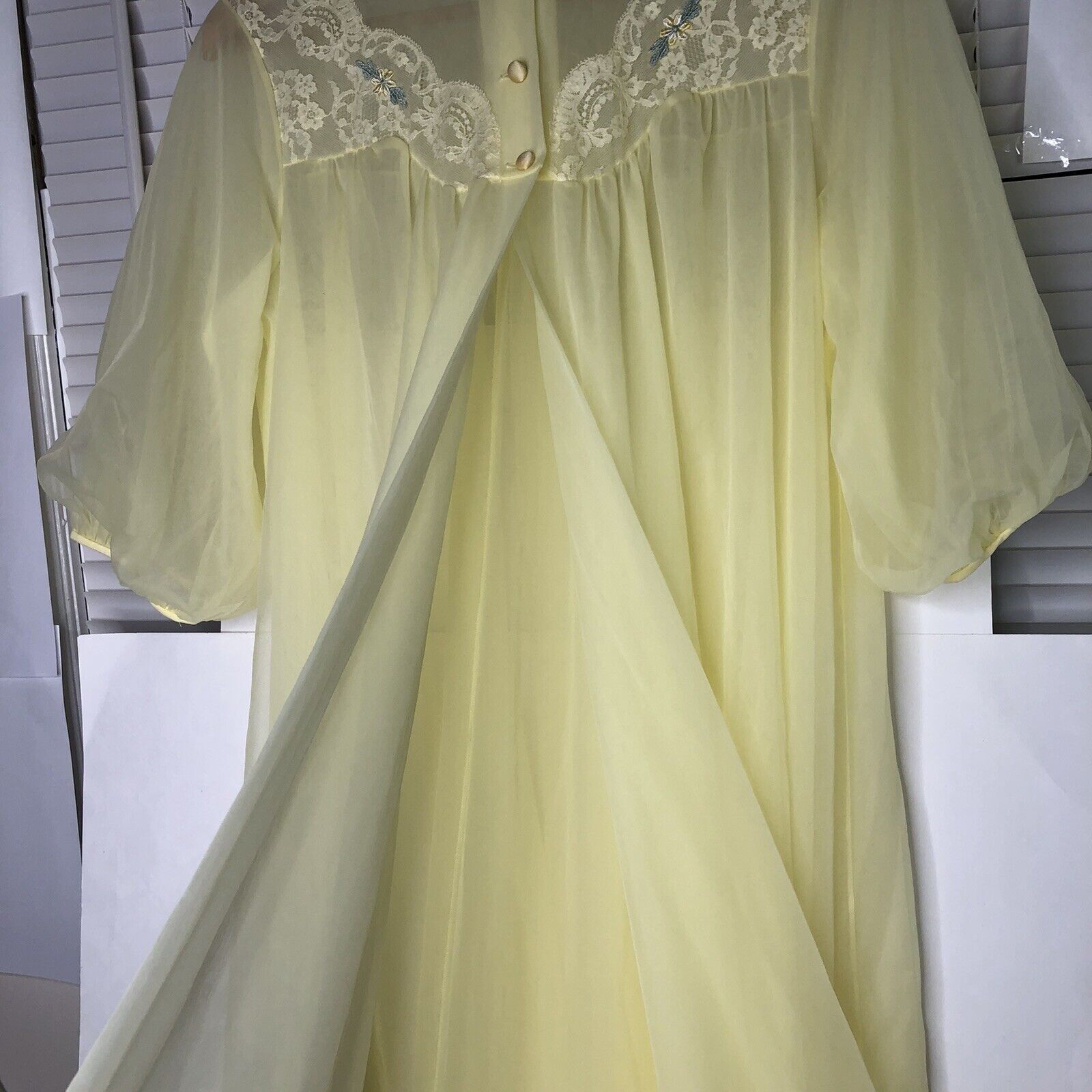 Other VTG SHADOWLINE Nylon Night Gown Peignoi Size S Yellow Sheer Size S / US 4 / IT 40 - 8 Thumbnail