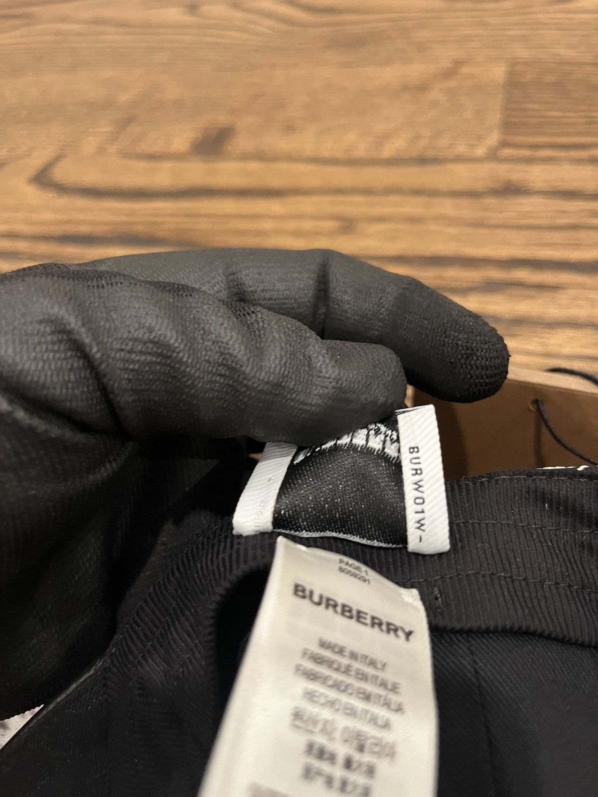 Burberry Burberry Embroidered Star Cotton Gabardine Baseball Cap Size ONE SIZE - 22 Thumbnail