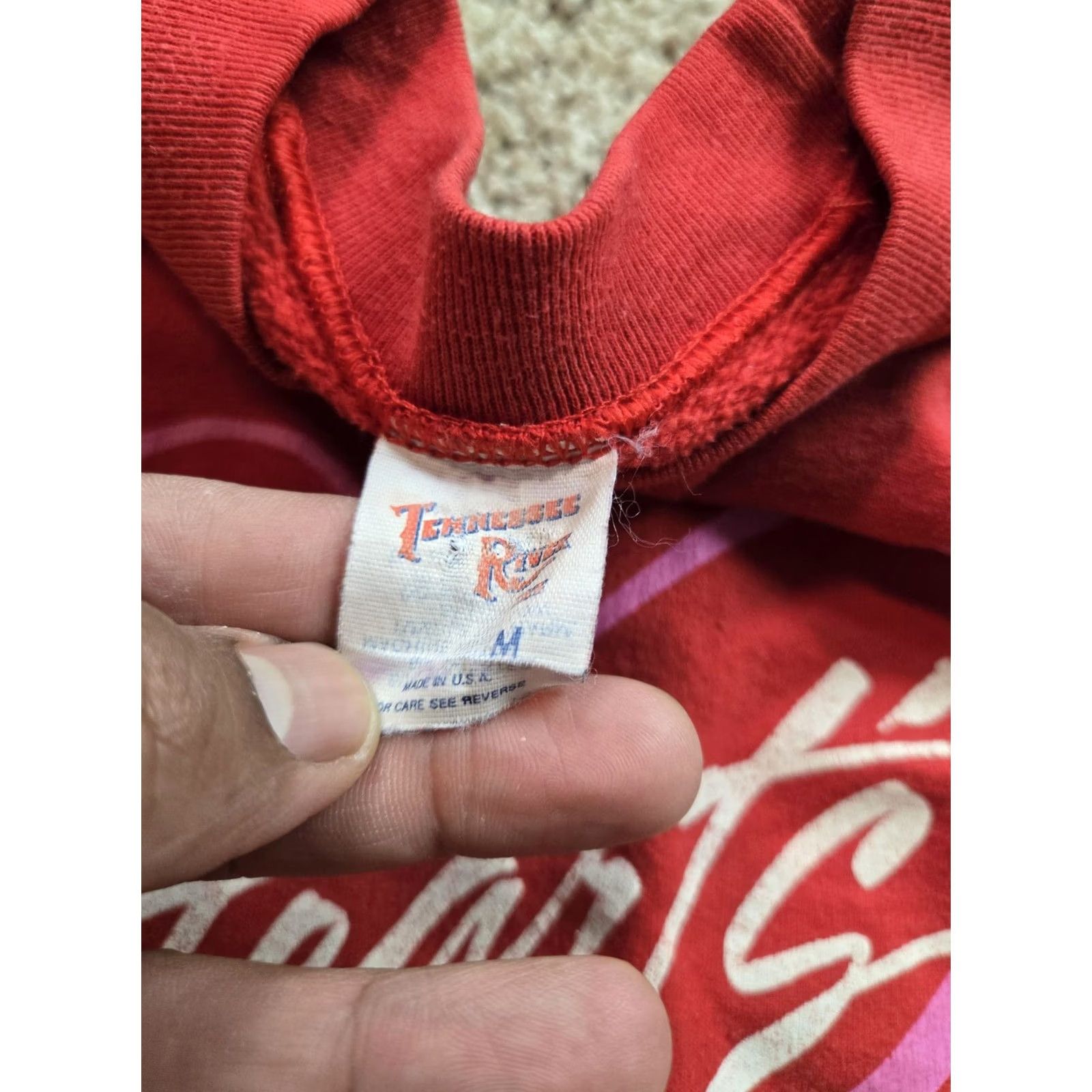 Vintage VINTAGE Tennessee River Sweatshirt Womens M Red Hearts Delight 80s Size M / US 6-8 / IT 42-44 - 6 Thumbnail