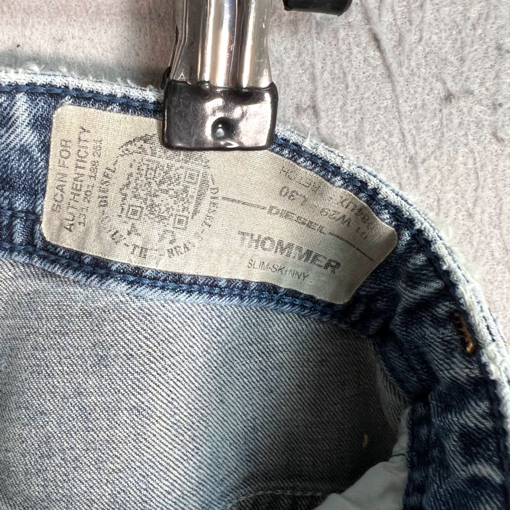 Diesel Diesel Jeans Slim 29 Thommer Skinny Light Wash Cotton Blend Denim 5-Pocket Mens Regular 29in Blue Size US 29 - 4 Thumbnail