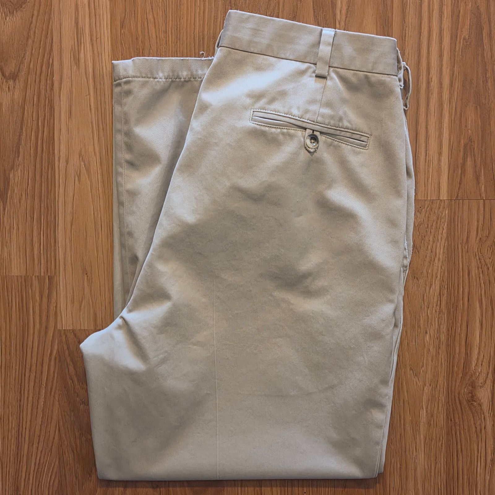 Jos. A. Bank Jos A Bank Men's Beige Khaki Pants Size 36x30 Excellent Size US 36 / EU 52 - 2 Thumbnail