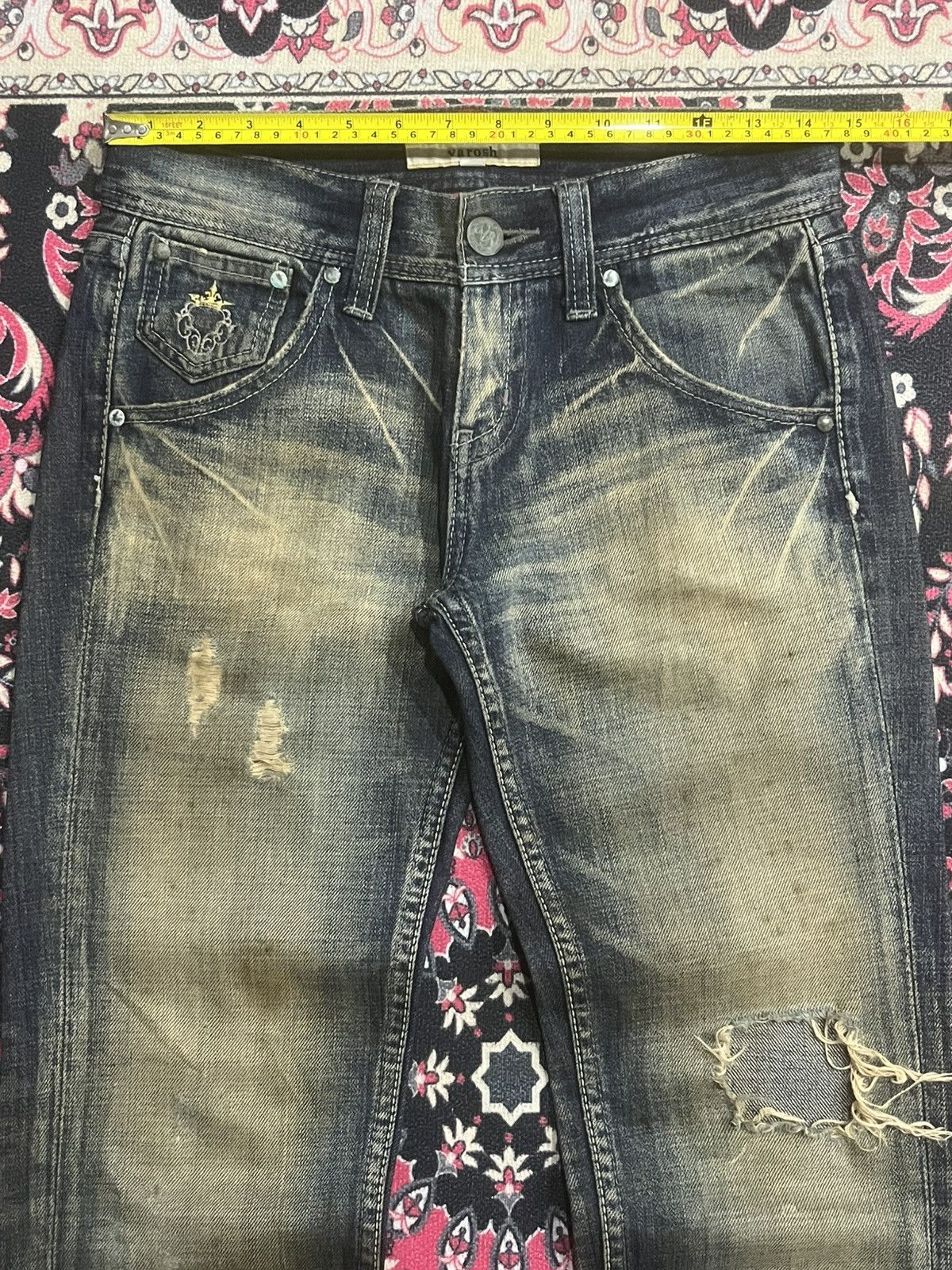 Undercover Varosh Blowout Distressed Mud Whisker Washed Zipper Leg Jean Size US 29 - 14 Thumbnail