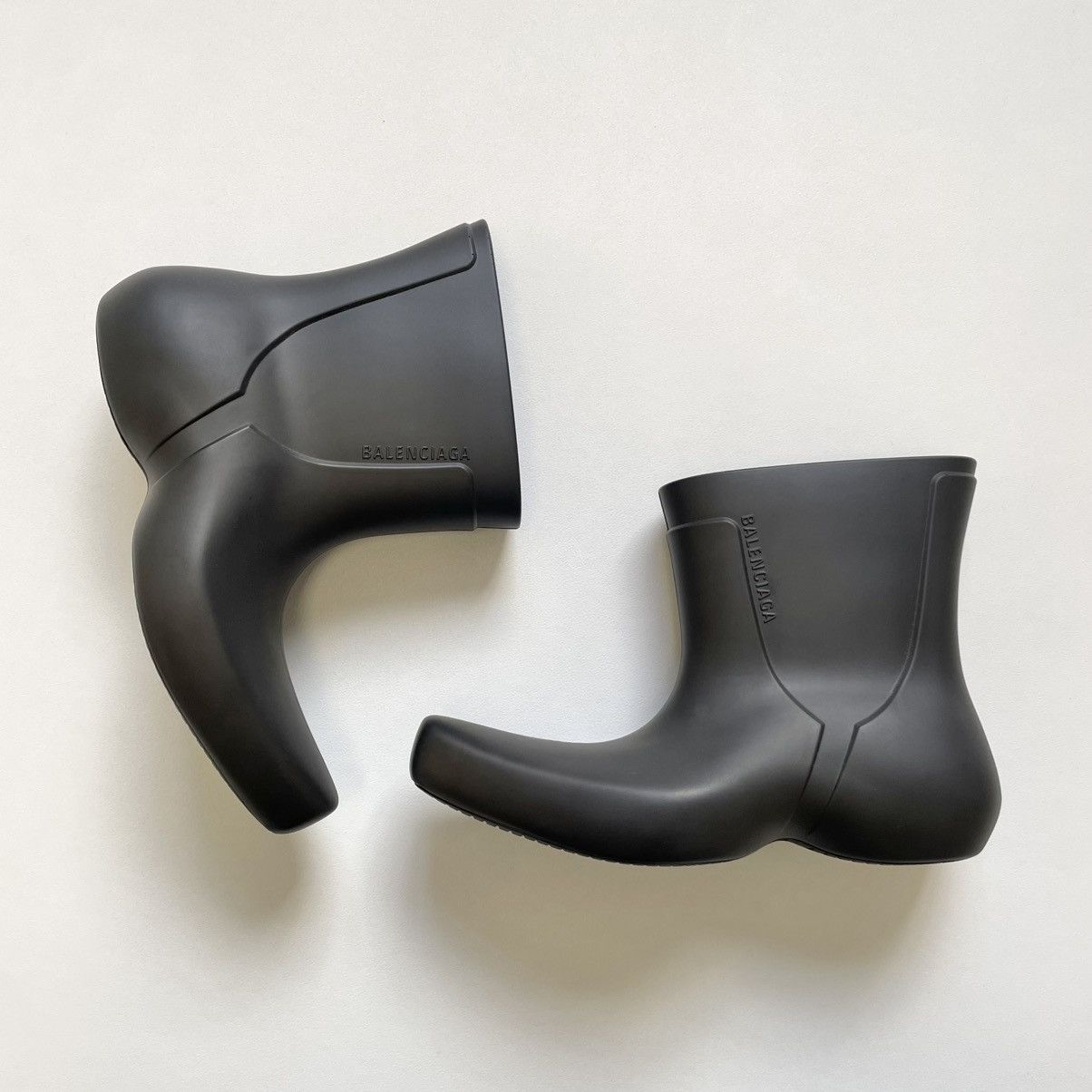 Balenciaga Black Rubber ‘Excavator’ Boots Size US 9 / EU 42 - 20 Thumbnail