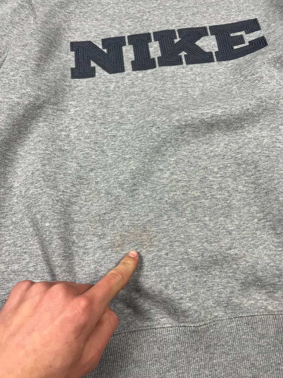 Nike Vintage Nike Sweatshirt Big Spell Out Logo Size US L / EU 52-54 / 3 - 13 Thumbnail