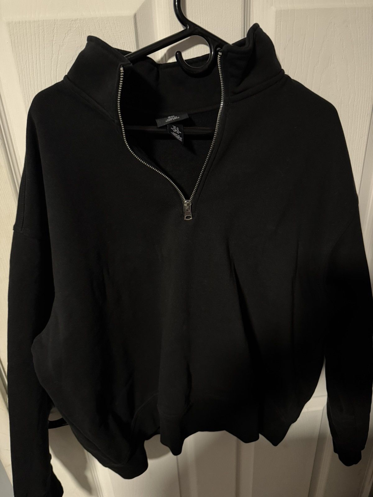 H&M Quarter Zip Size US XL / EU 56 / 4 - 1 Thumbnail