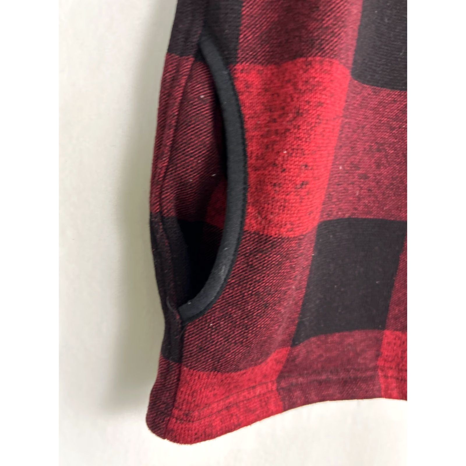 Eddie Bauer Eddie Bauer Womens XS Sweater Plaid 1/4 Snap Pullover Black Red Lumberjack (Colorful) Womens XS Pullover Sweater Size XS / US 0-2 / IT 36-38 - 7 Thumbnail