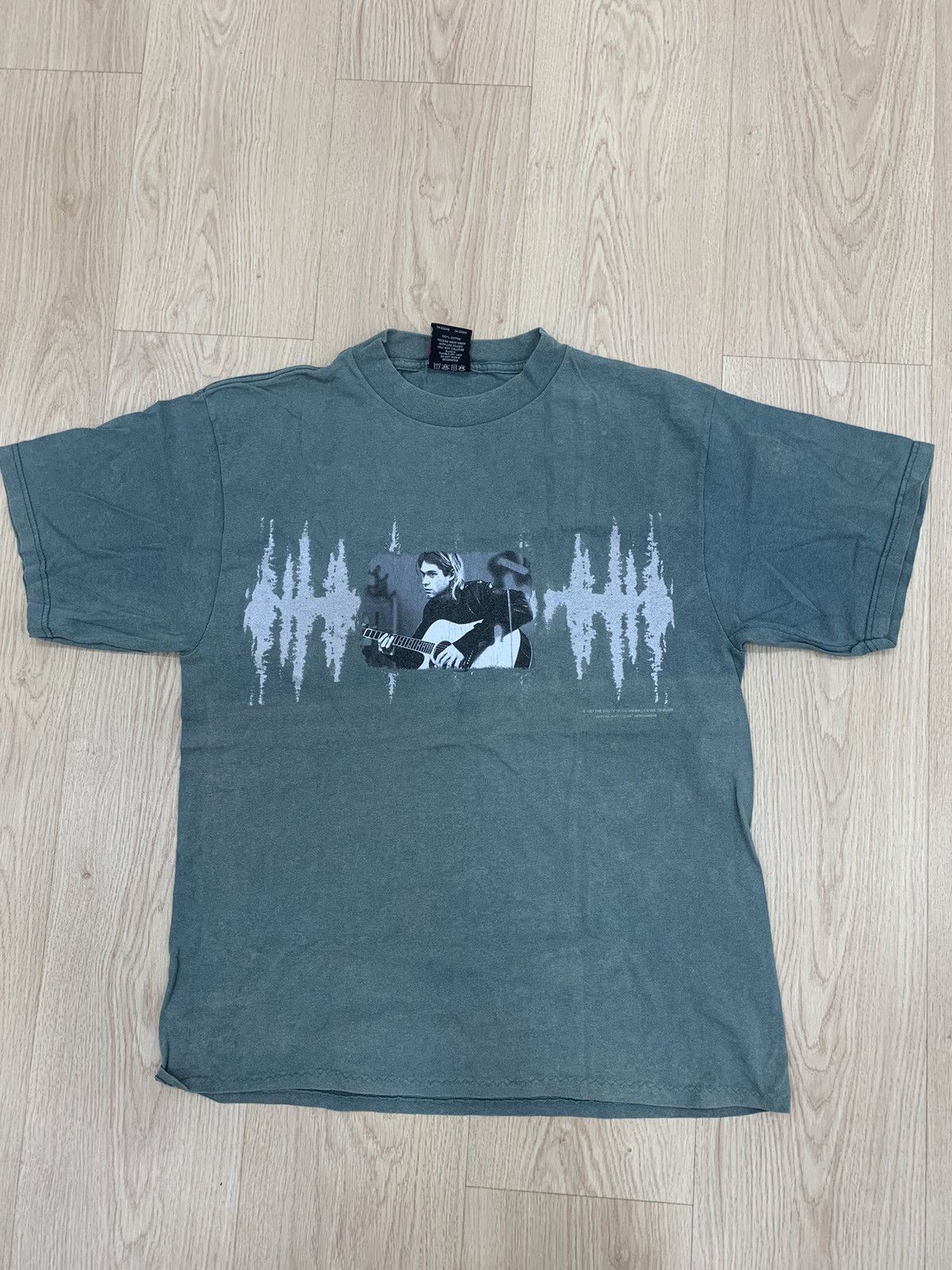 Nirvana VTG KURT COBAIN NIRVANA BAND TOUR SHIRT Size US L / EU 52-54 / 3 - 1 Thumbnail