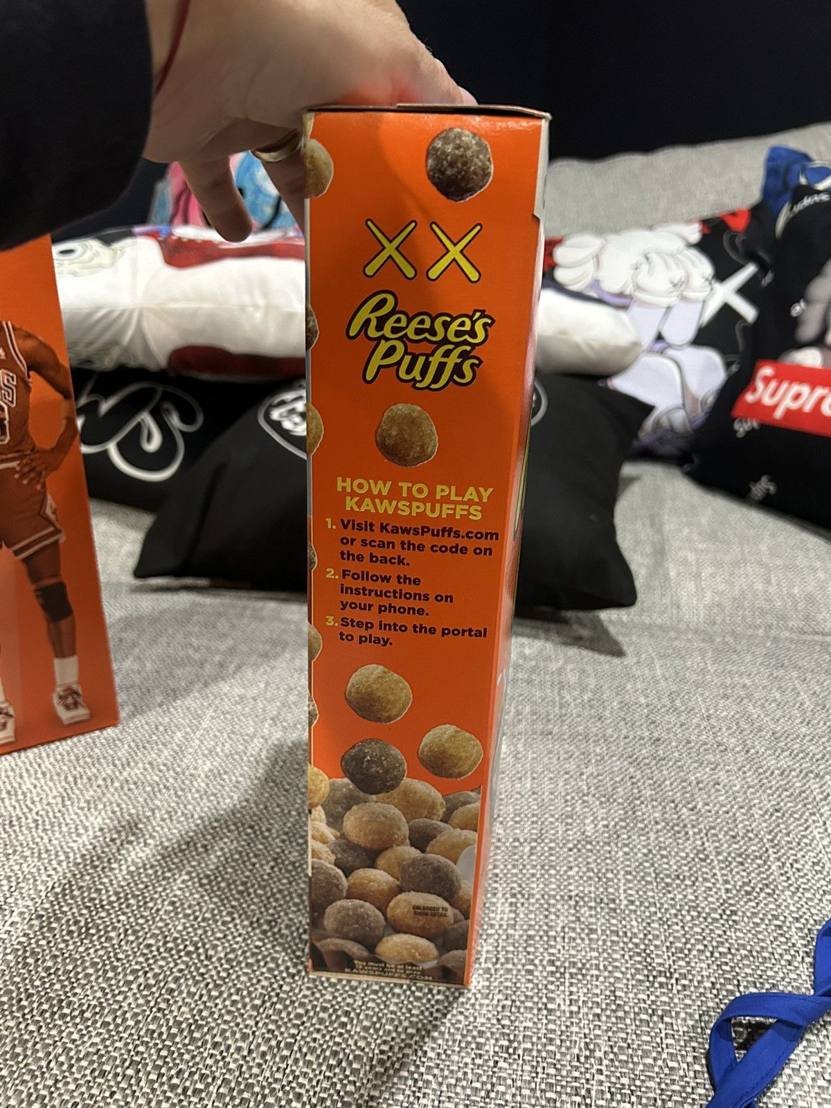 Jordan Brand × Kaws Kaws Reese’s Puffs and Jordan Wheaties Size ONE SIZE - 4 Thumbnail