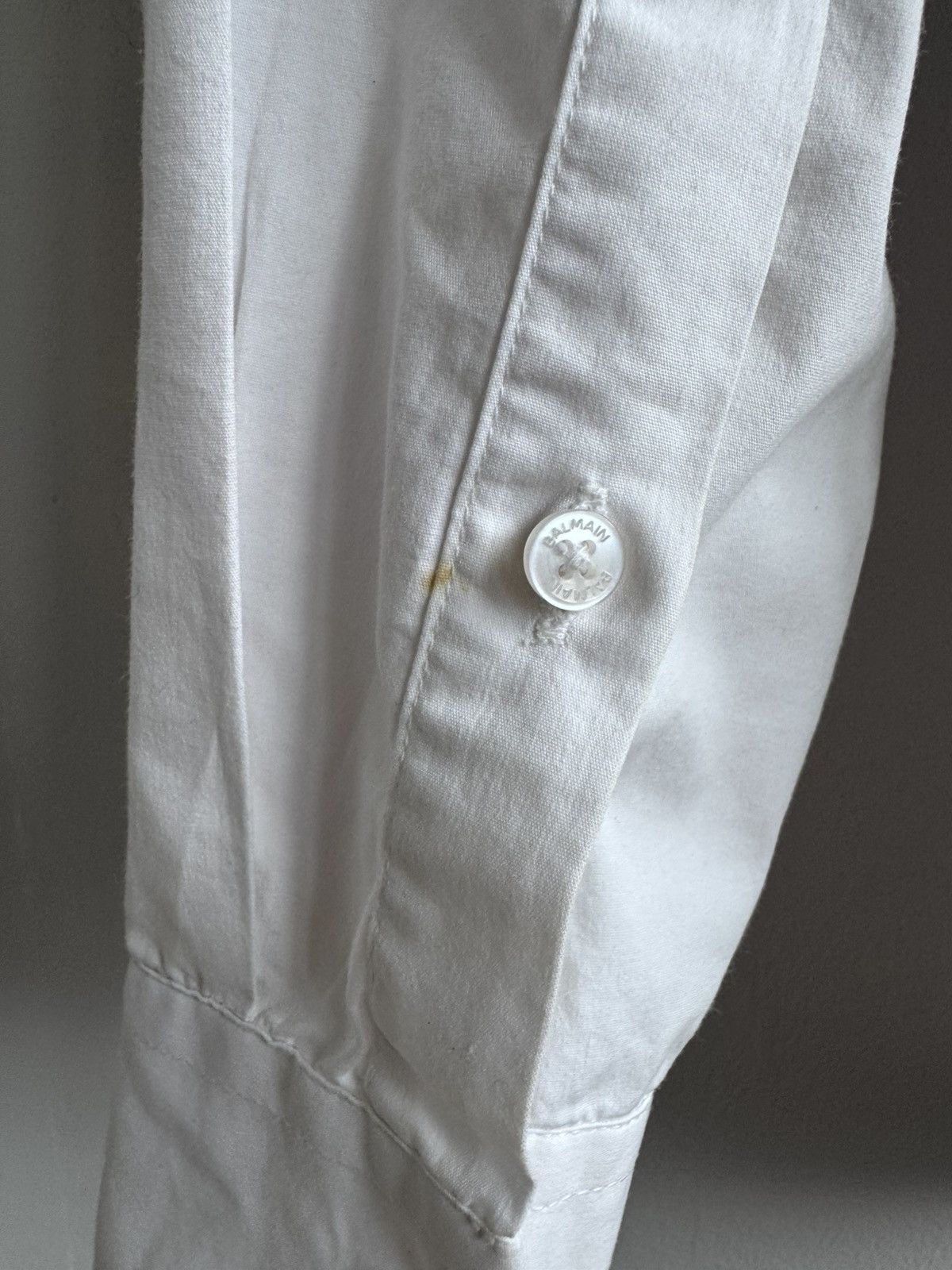 Balmain Balmain Paris White Button Up Shirt T Shirt Tee Big Logo Size US M / EU 48-50 / 2 - 17 Thumbnail