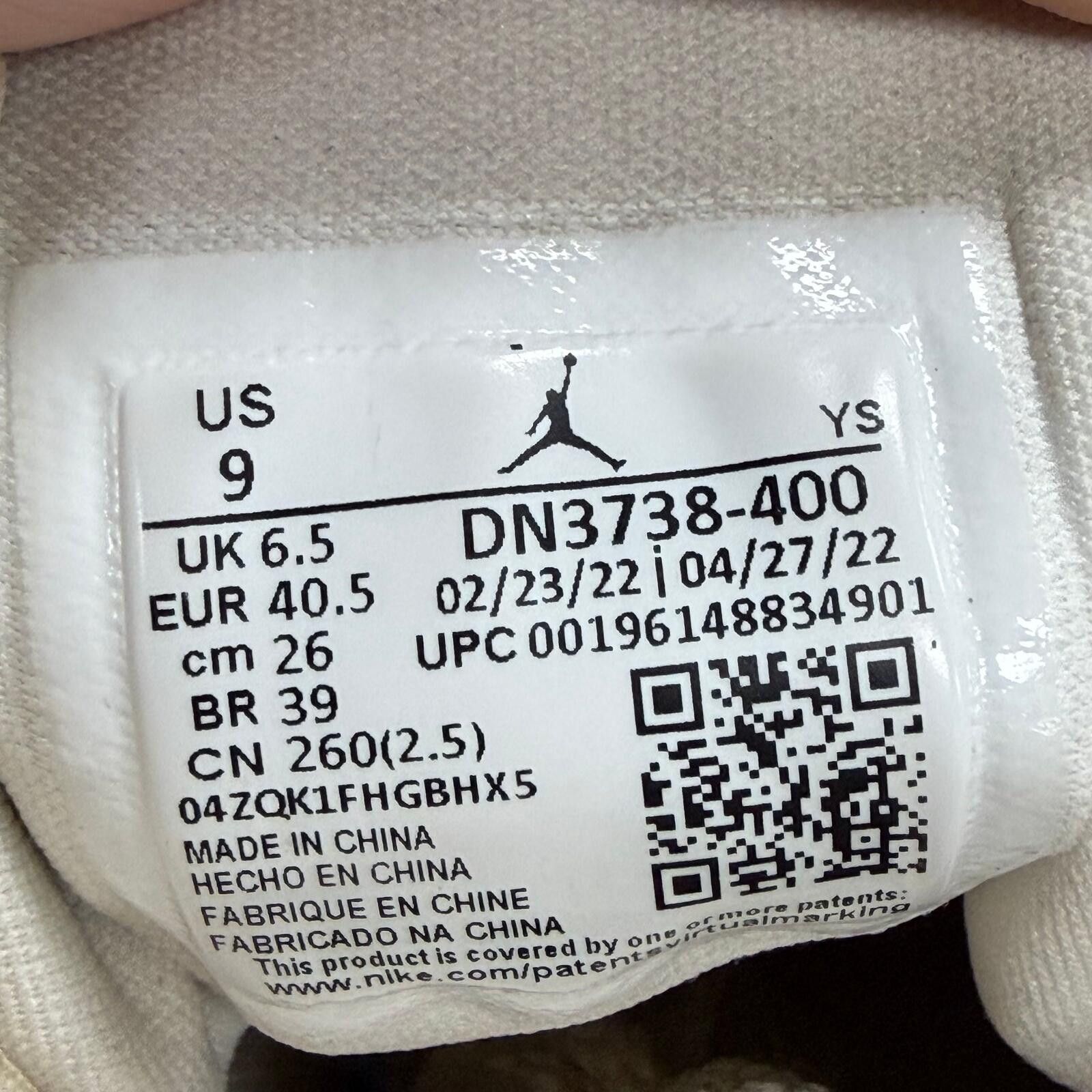 Jordan Brand Jordan 1 Mid SE Multi Color (2022) (Women's) - Preowned Size US 7.5 / IT 37.5 - 6 Thumbnail