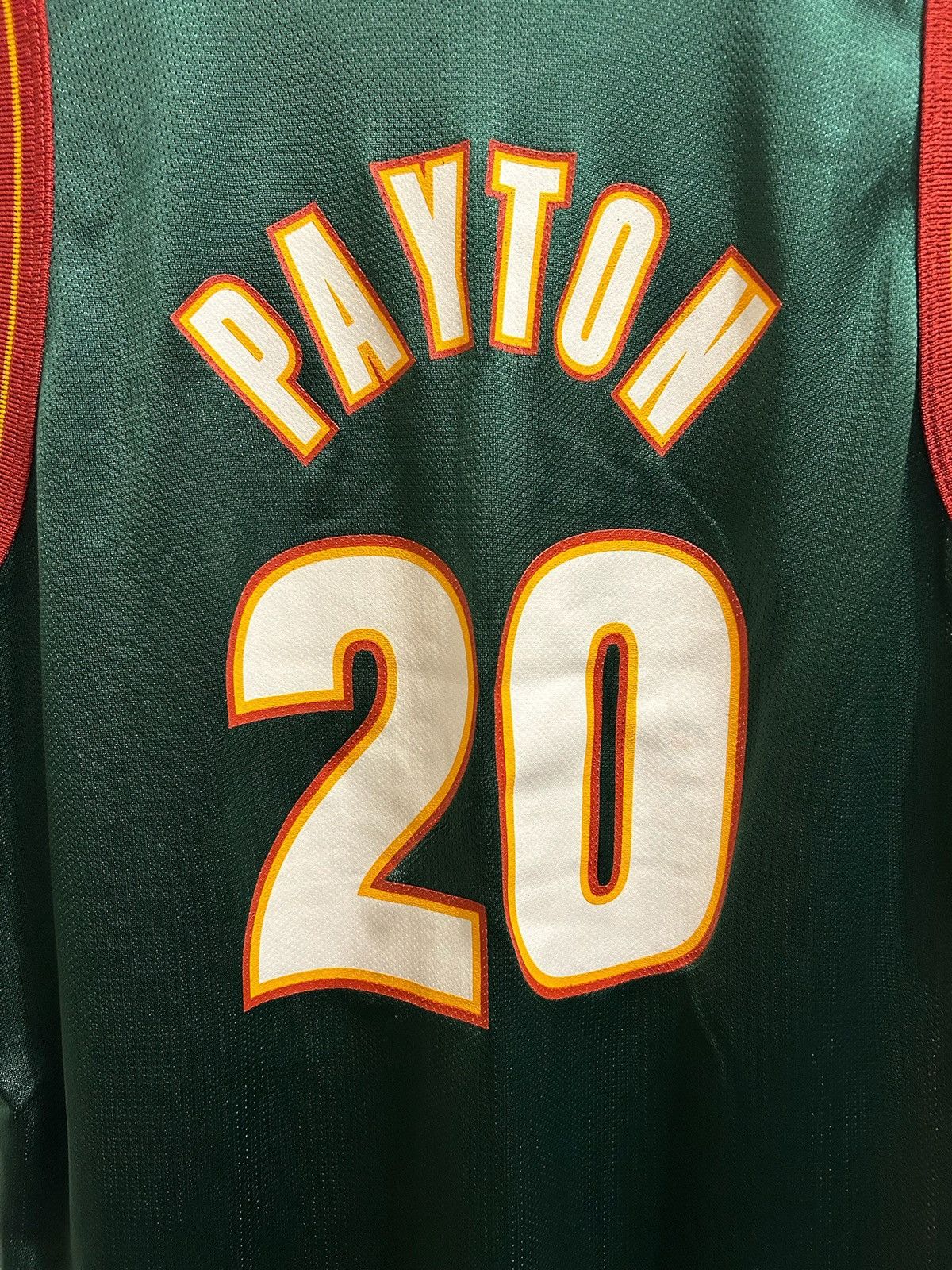 Champion Gary Payton Sonics Jersey L Size US M / EU 48-50 / 2 - 7 Thumbnail