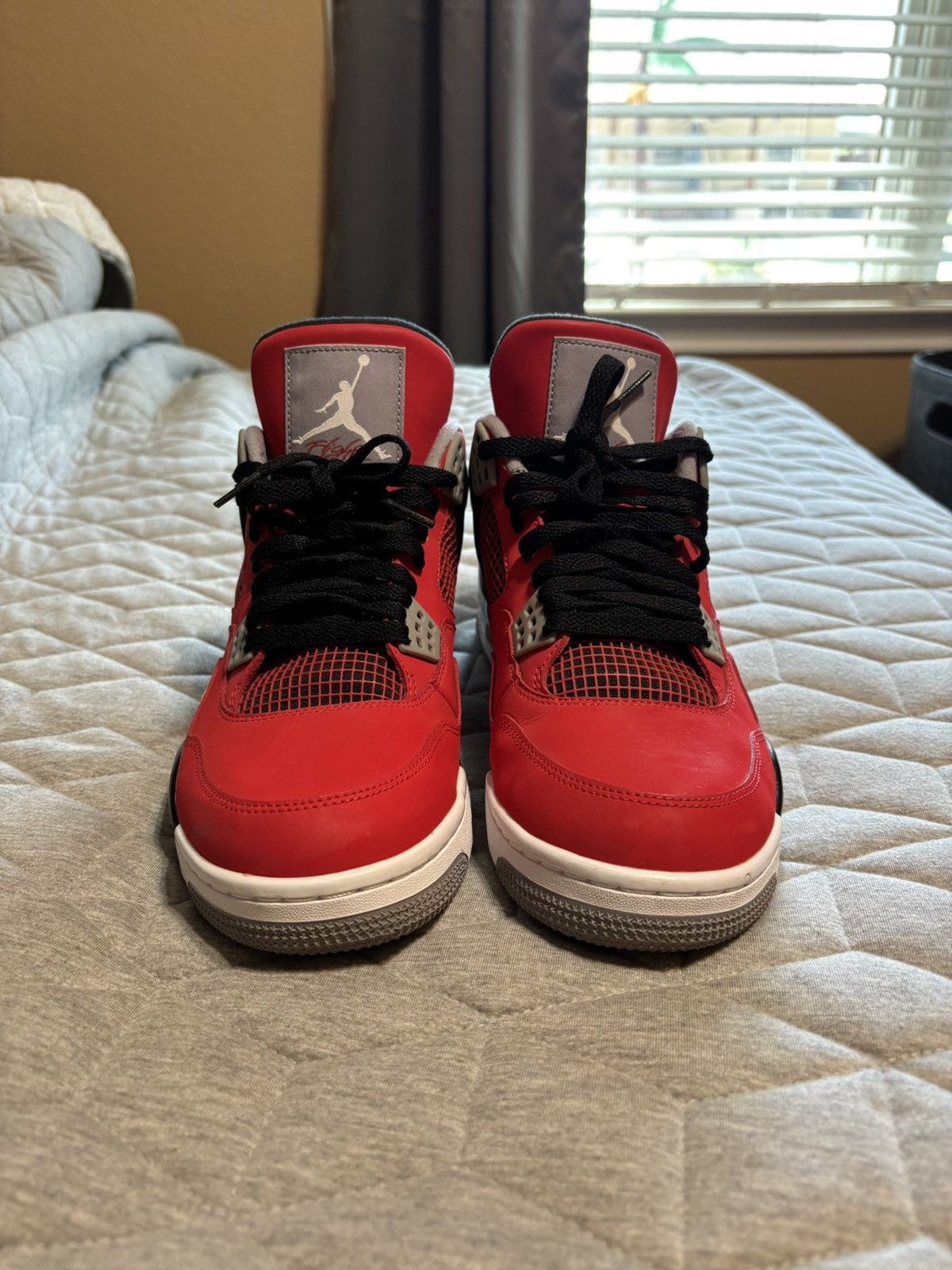 Jordan Brand × Nike Jordan 4 Toro Bravo Size US 10.5 / EU 43-44 - 2 Thumbnail