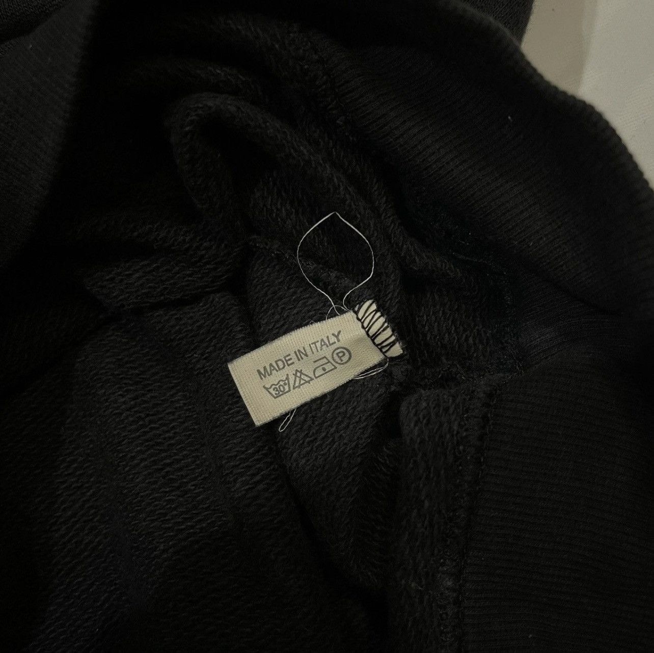 Valentino Distressed vintage valentino embroidered logo hoodie Size US M / EU 48-50 / 2 - 5 Thumbnail