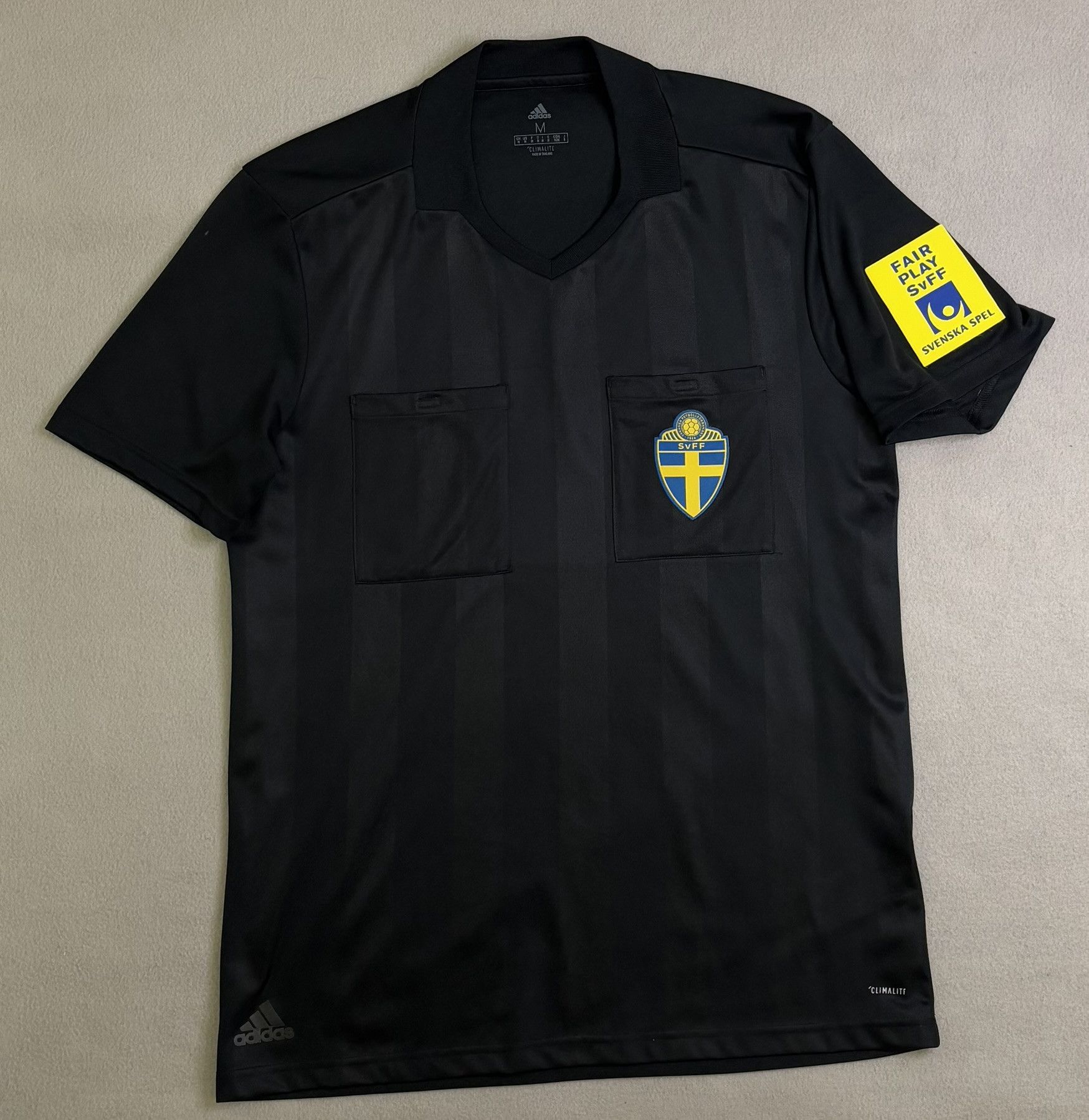 Adidas Sweden 2017/2018 Adidas Referee Shirt Size M Size US M / EU 48-50 / 2 - 5 Thumbnail