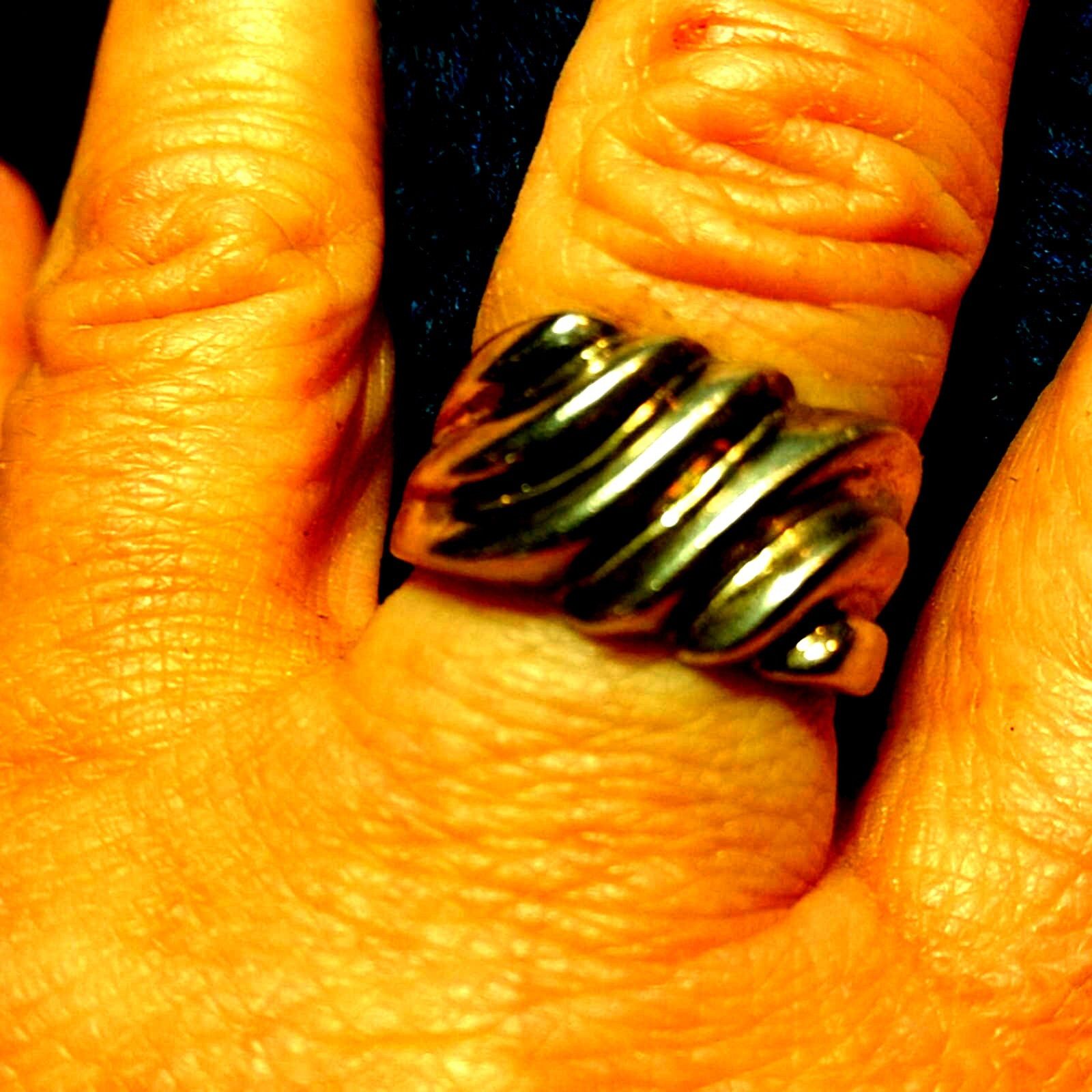 Vintage Sz. 8 Sterling Silver Wide Band Size ONE SIZE - 1 Thumbnail
