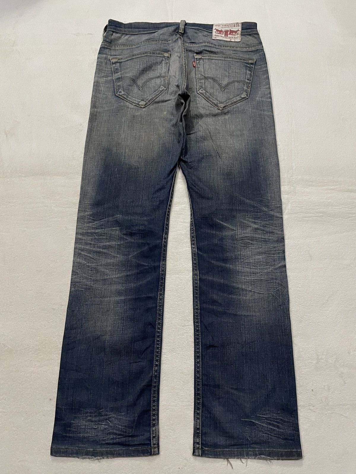 Vintage Levi’Strauss & Co. Distress Faded Mudwash Jeans
