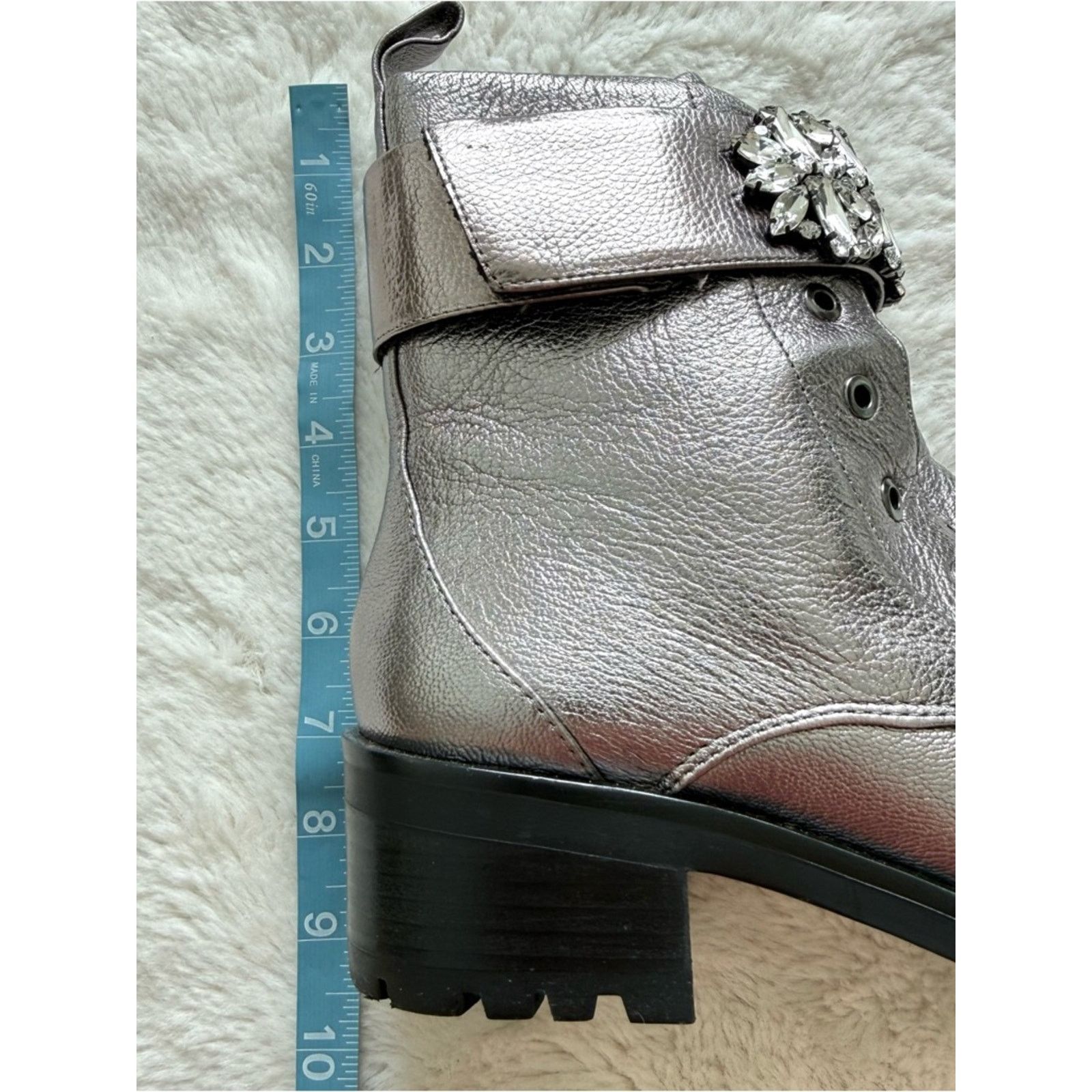 Other NEW!!! Karl Lagerfeld women boots size 9.5 Retail 189$ Size US 9.5 / IT 39.5 - 7 Thumbnail