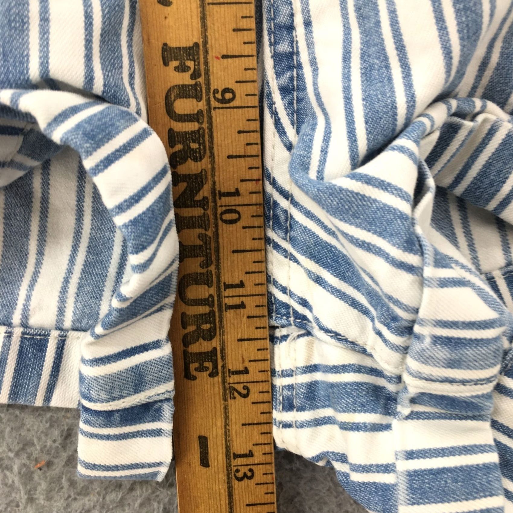 American Eagle Outfitters American Eagle Outfitters Cuffed Mom Shorts Womens 8 Denim Striped Zip Blue Adult Regular Womens Size 30" / US 8 / IT 44 - 6 Thumbnail