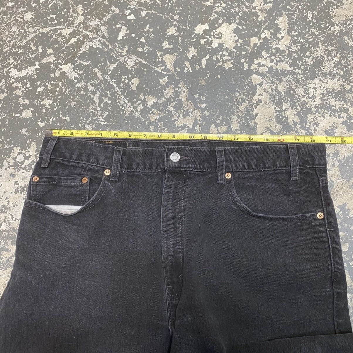 Levi's × Vintage Vintage Levi’s 505 Black Denim Jean Shorts Jorts 90s Size US 37 - 10 Thumbnail