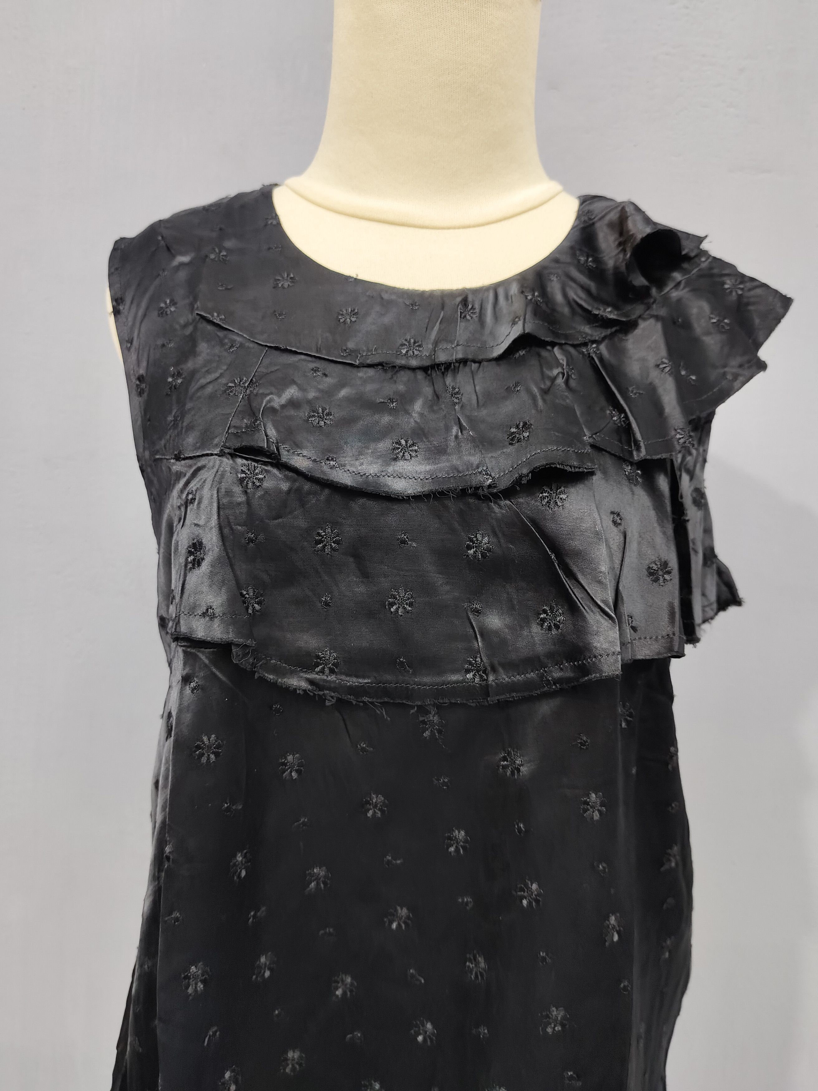 Tricot Comme des Garcons AD02 Tricot CDG- Gothic Romantic Ruffle Sleeveless Blouse Size M / US 6-8 / IT 42-44 - 7 Thumbnail