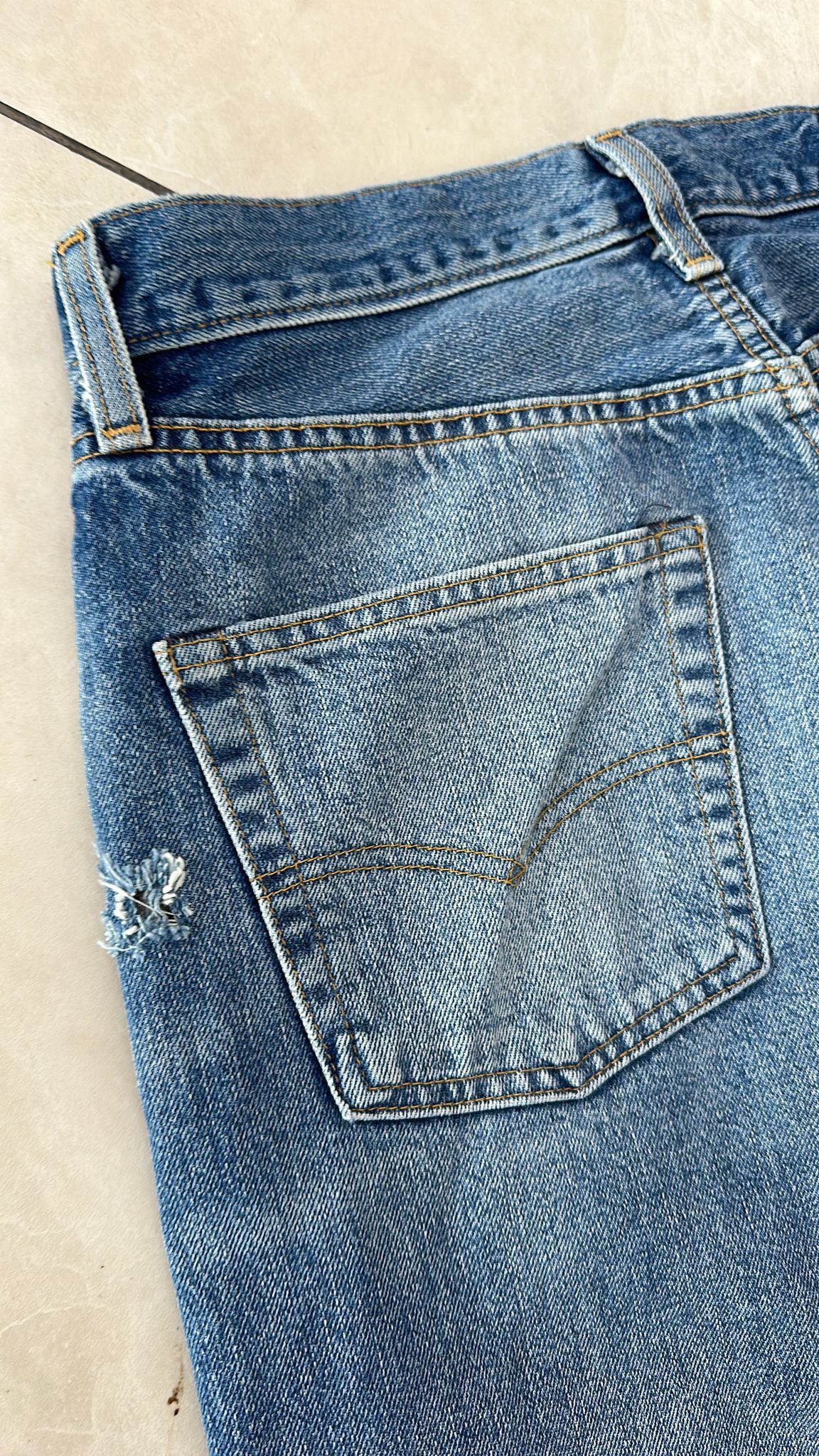 Levi's Vintage Clothing LVC Levi's Vintage Clothing 1984 501XX Tangled Web Jeans Size US 31 - 7 Thumbnail