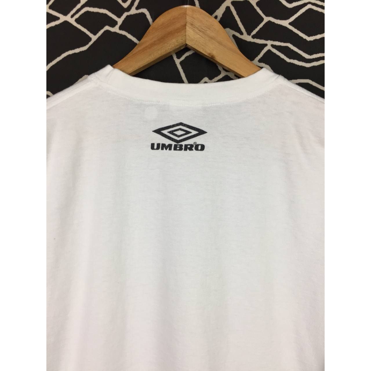 Umbro × Vintage Vtg Umbro Classic Sportswear Center Logo Long Sleeve Tee Size US M / EU 48-50 / 2 - 8 Thumbnail