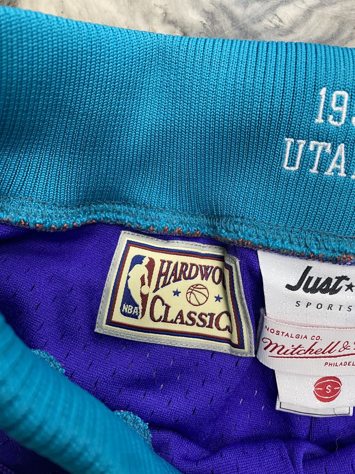 Just Don Just Don Utah jazz shorts purple road small authentic Size US 30 / EU 46 - 7 Thumbnail