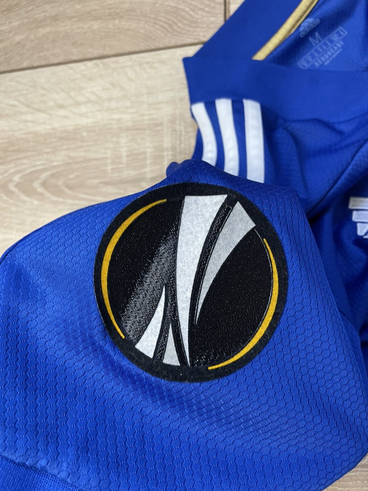 Adidas Leicester 2020 2021 home jersey football shirt m size Size US M / EU 48-50 / 2 - 7 Thumbnail