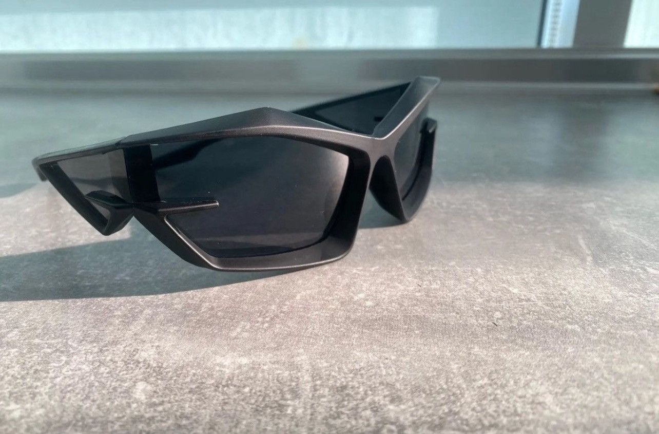 Other Batman Style All Black Sunglasses Size ONE SIZE - 2 Thumbnail