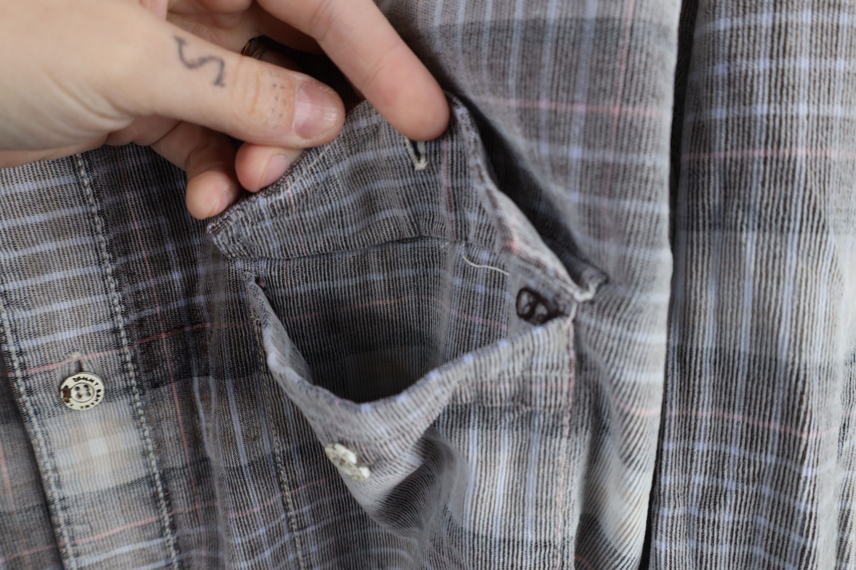 Tommy Bahama × Vintage Vintage Tommy Bahama Corduroy Collared Button Shirt Plaid Size US XXL / EU 58 / 5 - 9 Thumbnail