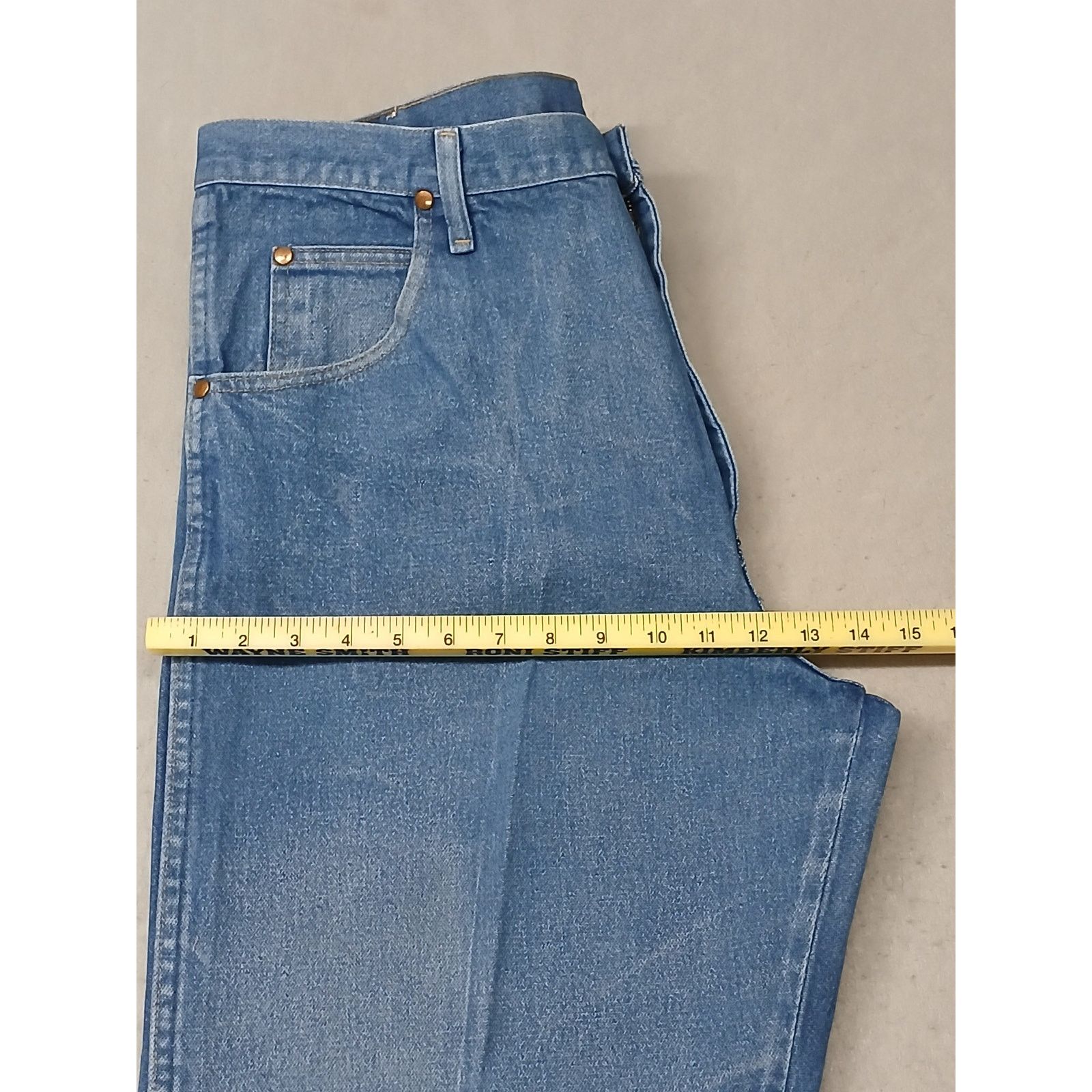 Wrangler Wrangler (38x38) Vintage High Rise Straight Blue Denim Jeans Size US 38 / EU 54 - 5 Thumbnail