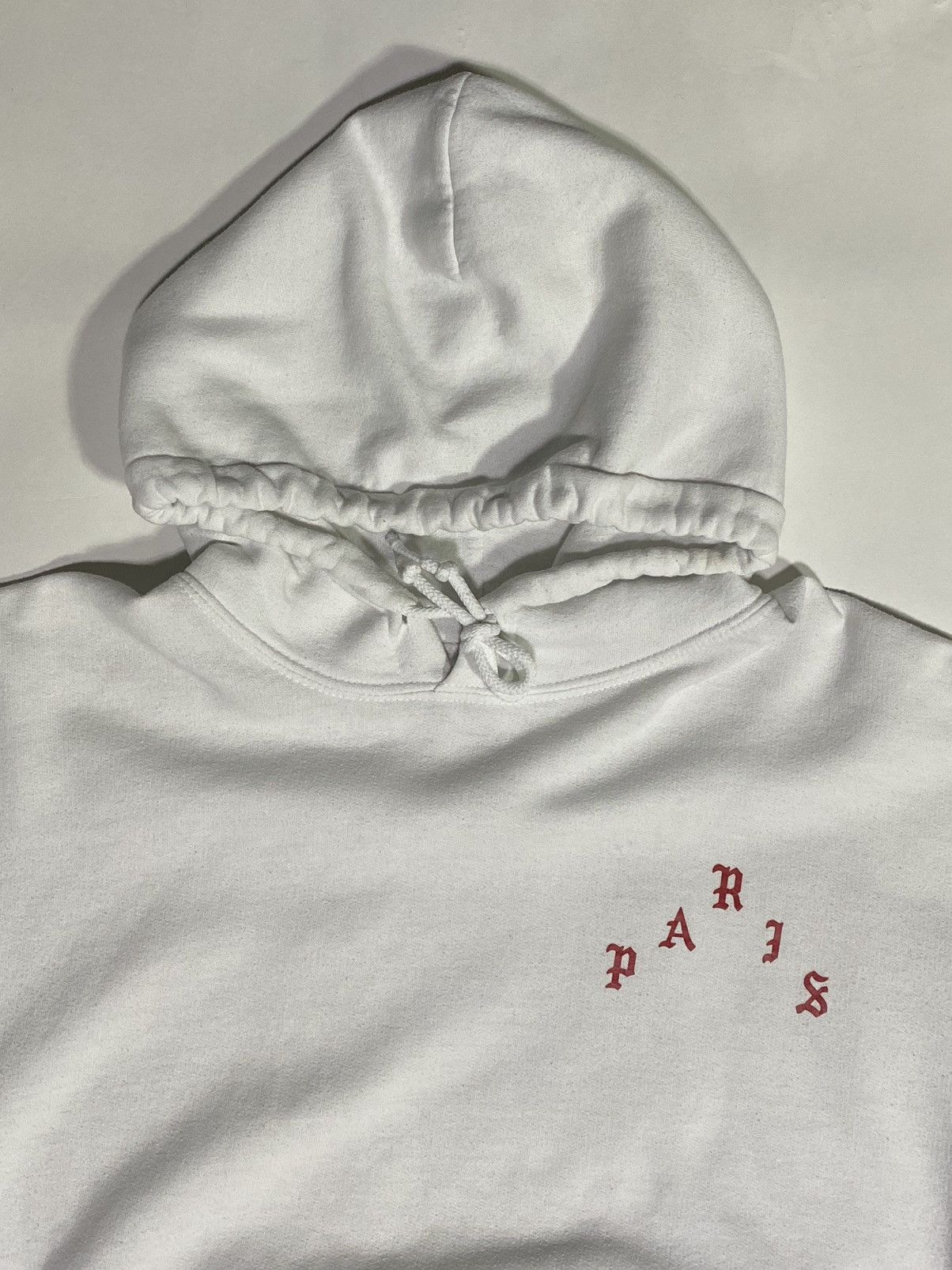 Band Tees Life of Pablo Paris Hoodie 2016 - Gilden tag (sz Med) Size US M / EU 48-50 / 2 - 6 Thumbnail