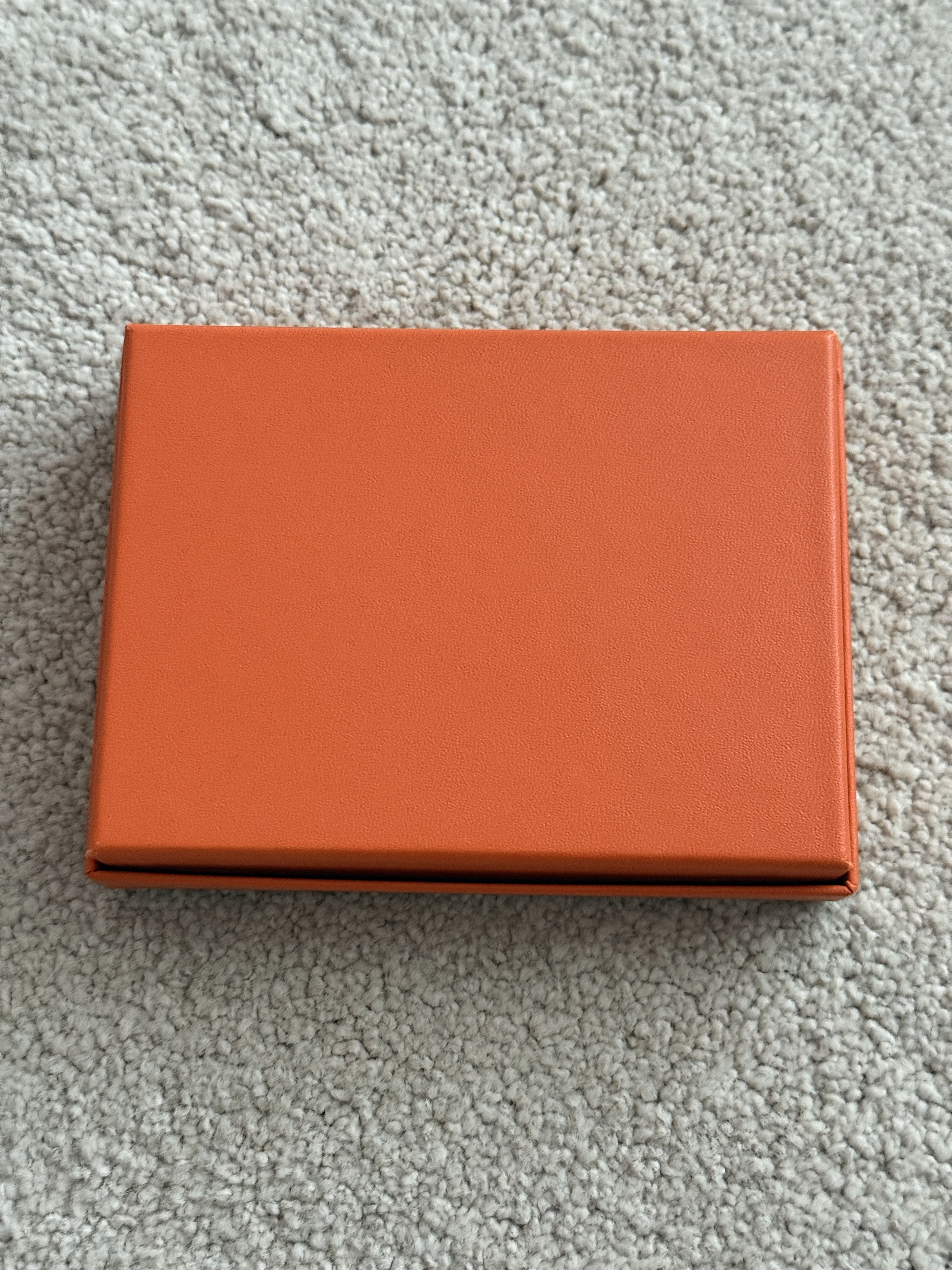 Hermes Authentic Hermes Small Gift Box - approx 4.5 x 6 inches Size ONE SIZE - 2 Thumbnail