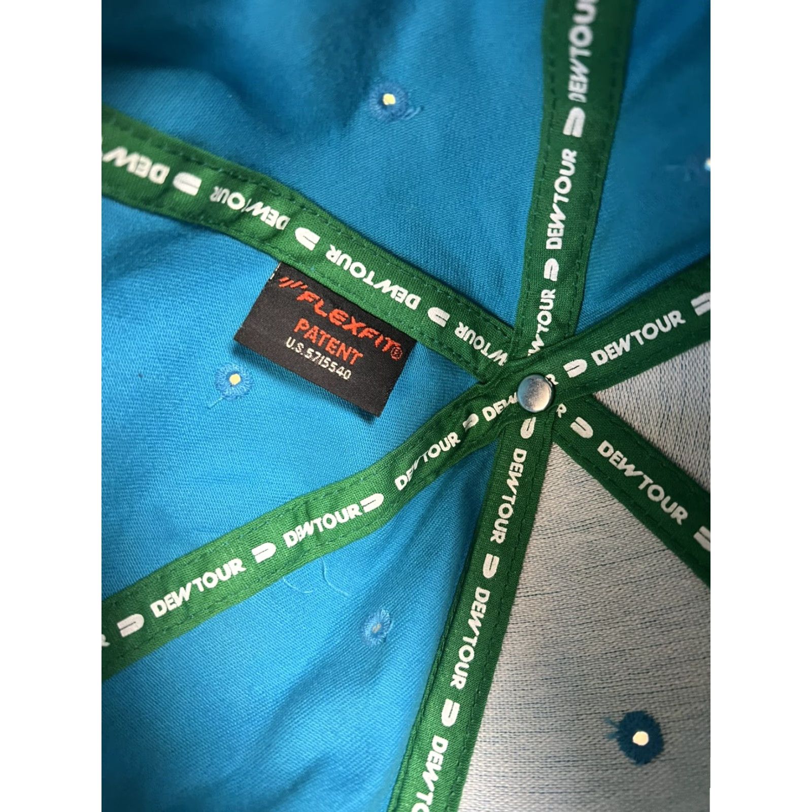 Vintage Dew Tour Hat Cap L/XL Flexfit Unisex Adults Green/Black Logo DEW TOUR / Hat/CAP Games 2000s? Size ONE SIZE - 7 Thumbnail