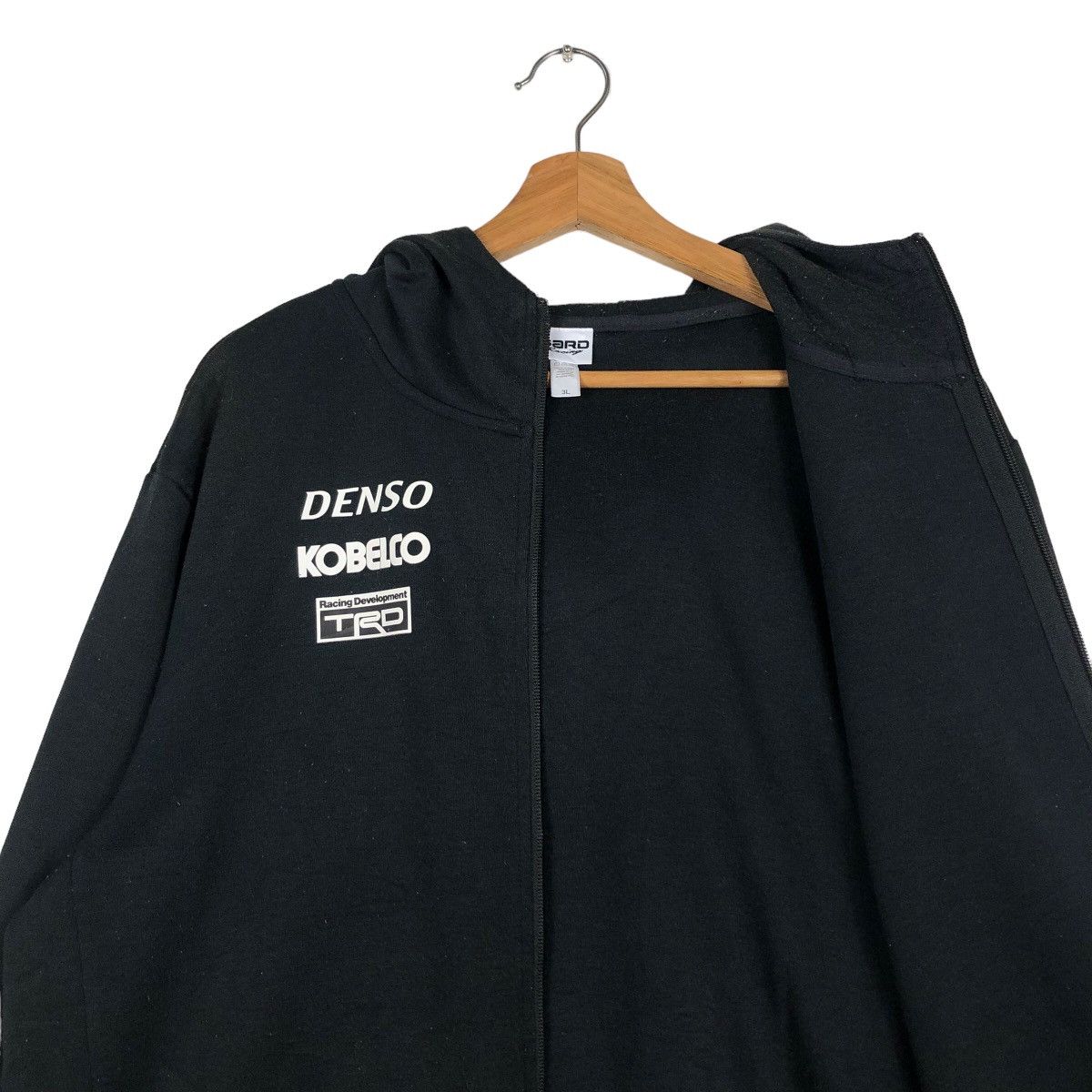 Japanese Brand 🔥Vintage Hoodie Zipper Jacket Toyota Trd Big Logo Size US L / EU 52-54 / 3 - 13 Thumbnail