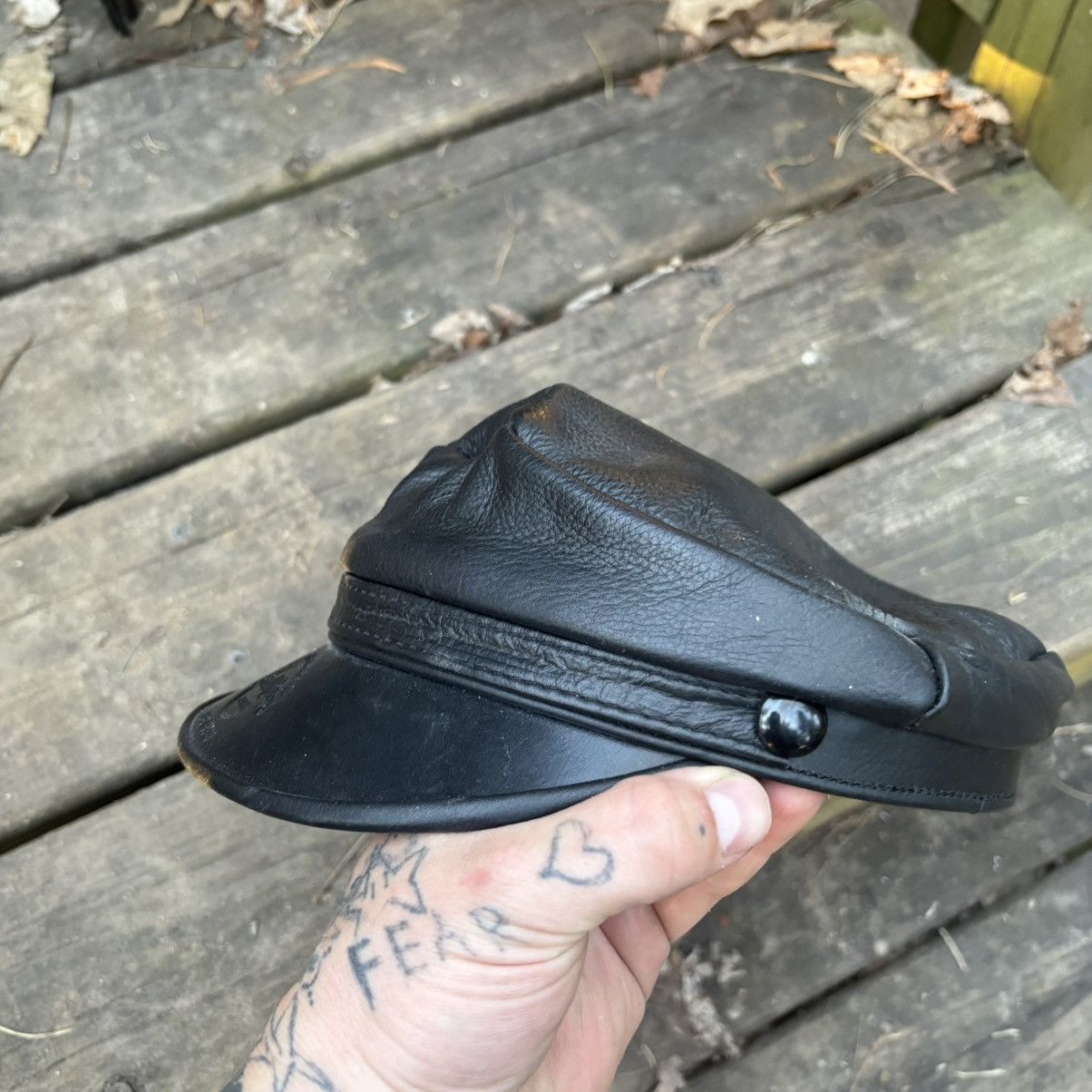 Hard Rock Cafe Vintage Leather Hard Rock Cafe Biker Daddy Captains Hat Size ONE SIZE - 2 Thumbnail