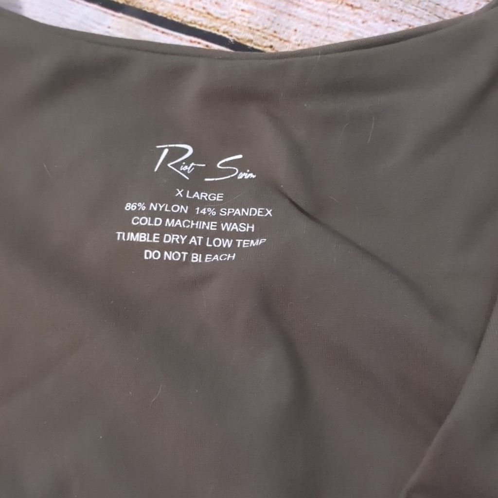 Other Riot swim green top size XL Size ONE SIZE - 2 Thumbnail