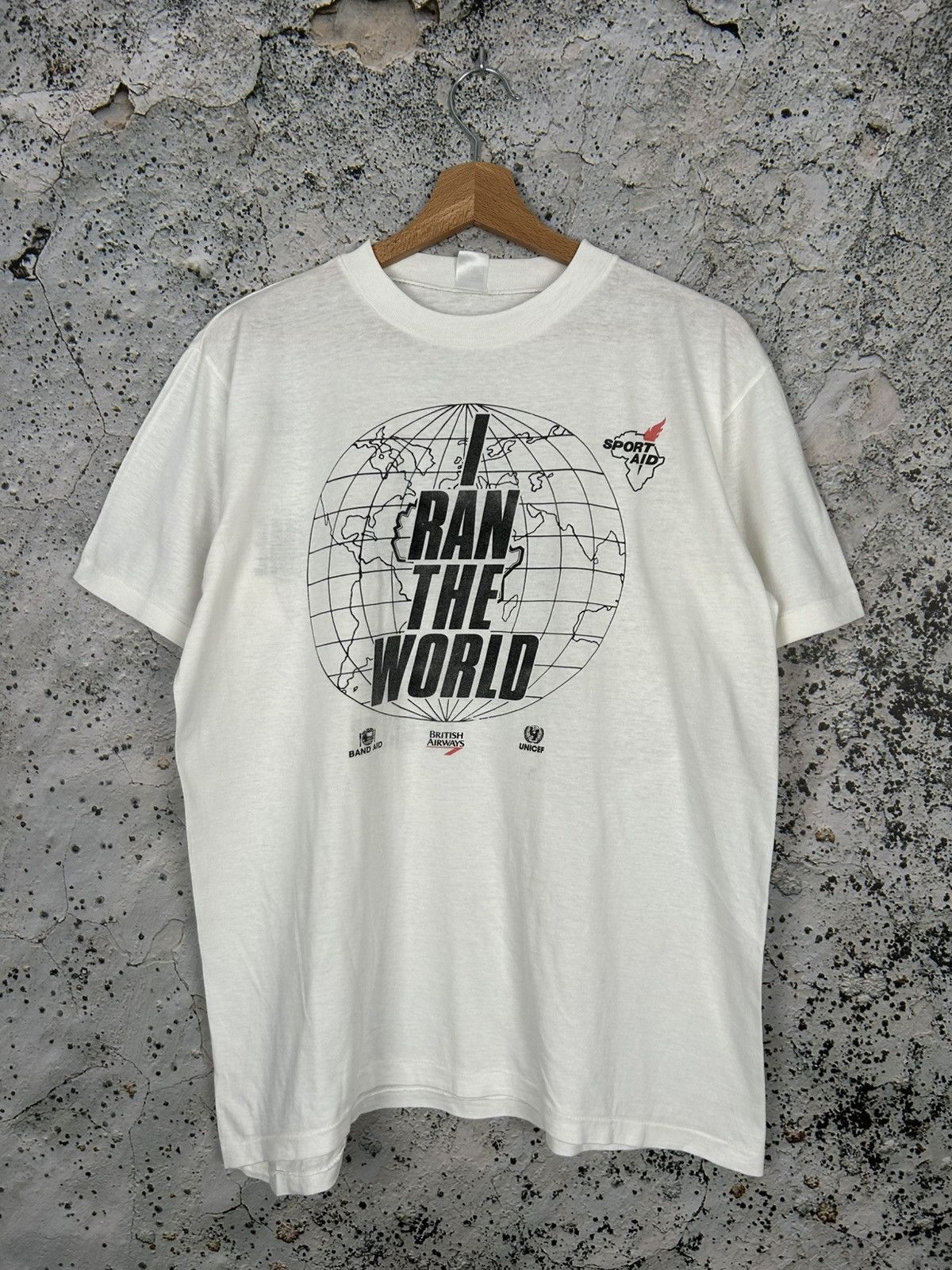 Vintage Vintage 1986 I Ran The World Graphic Running Sport Tee Size US M / EU 48-50 / 2 - 1 Thumbnail