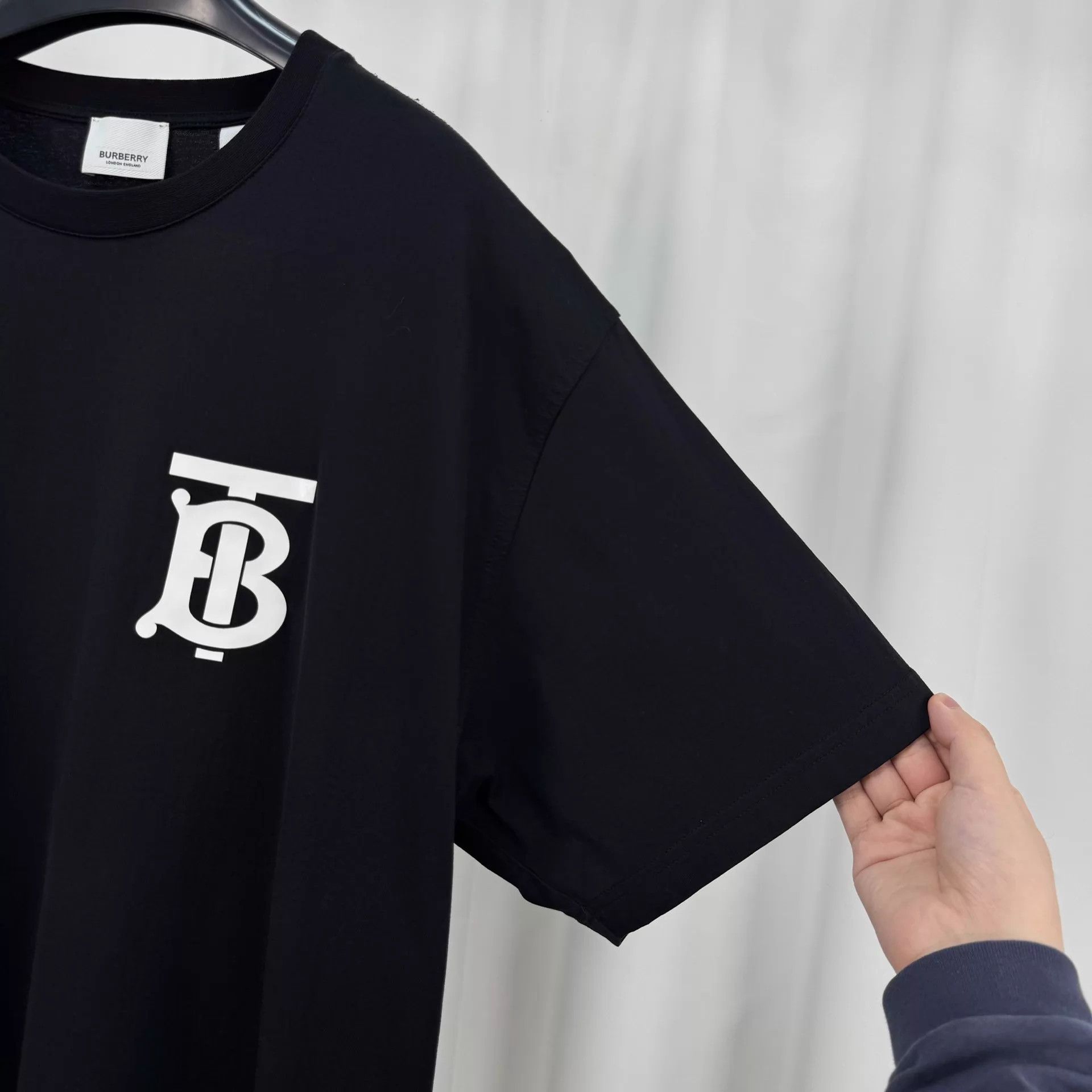 Burberry Burberry Printed Logo Short Sleeve L 98 New KL11190 4700 Size US L / EU 52-54 / 3 - 4 Thumbnail