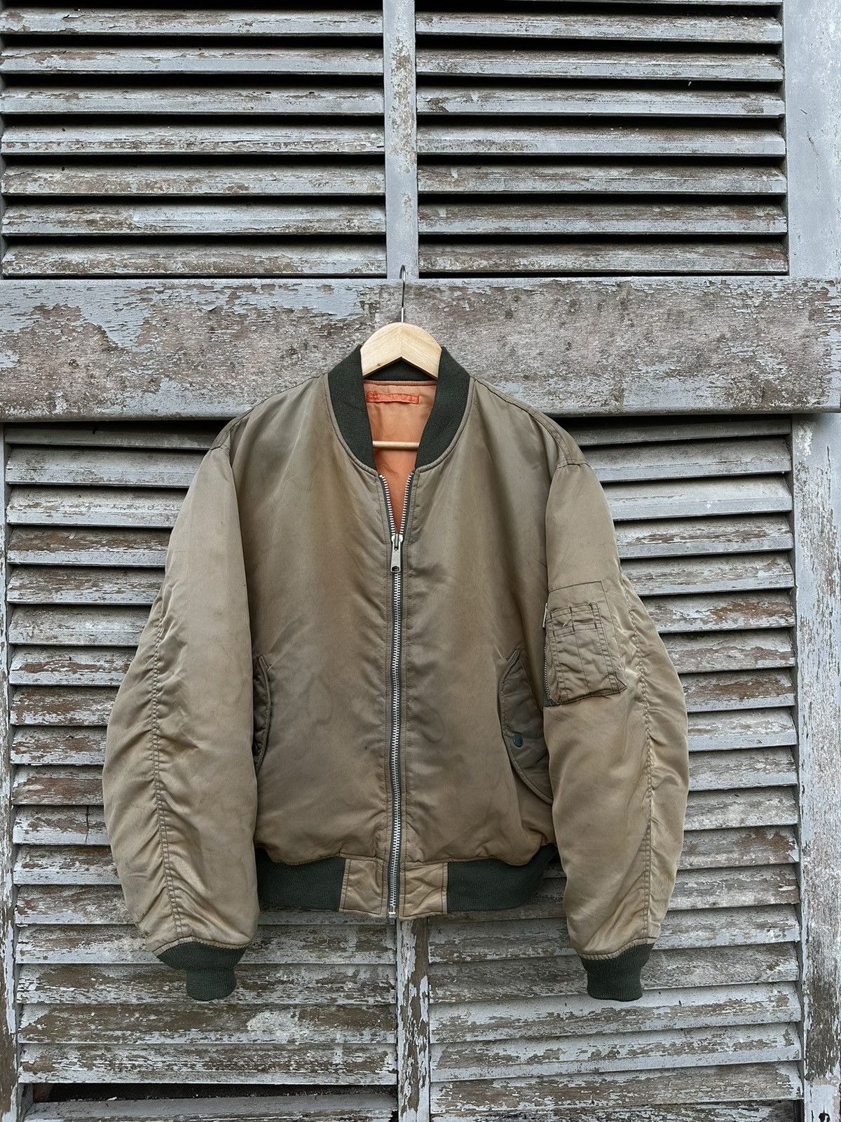 Vintage 🪖Vintage Faded Uniqlo MA-1 Man Intermediate Bomber Jacket Size US M / EU 48-50 / 2 - 2 Thumbnail
