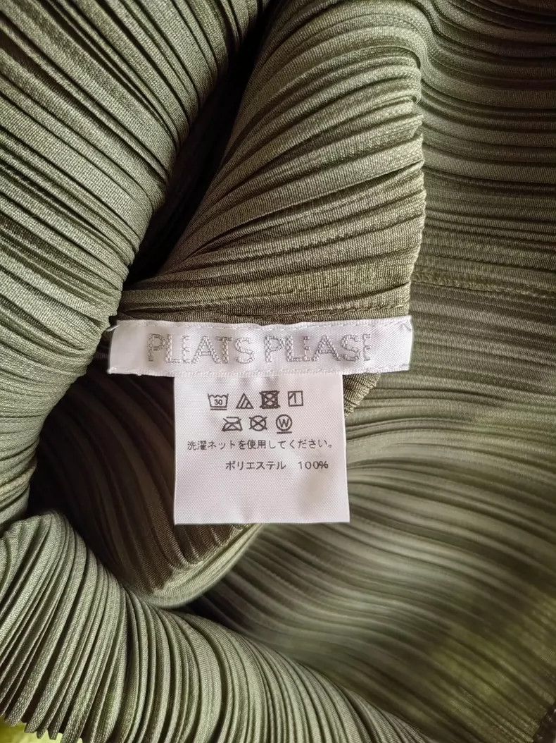 Issey Miyake issey miyake size:3 Khaki green long sleeves 2506-Nextarro Size XXS / US 00 / IT 34 - 3 Thumbnail