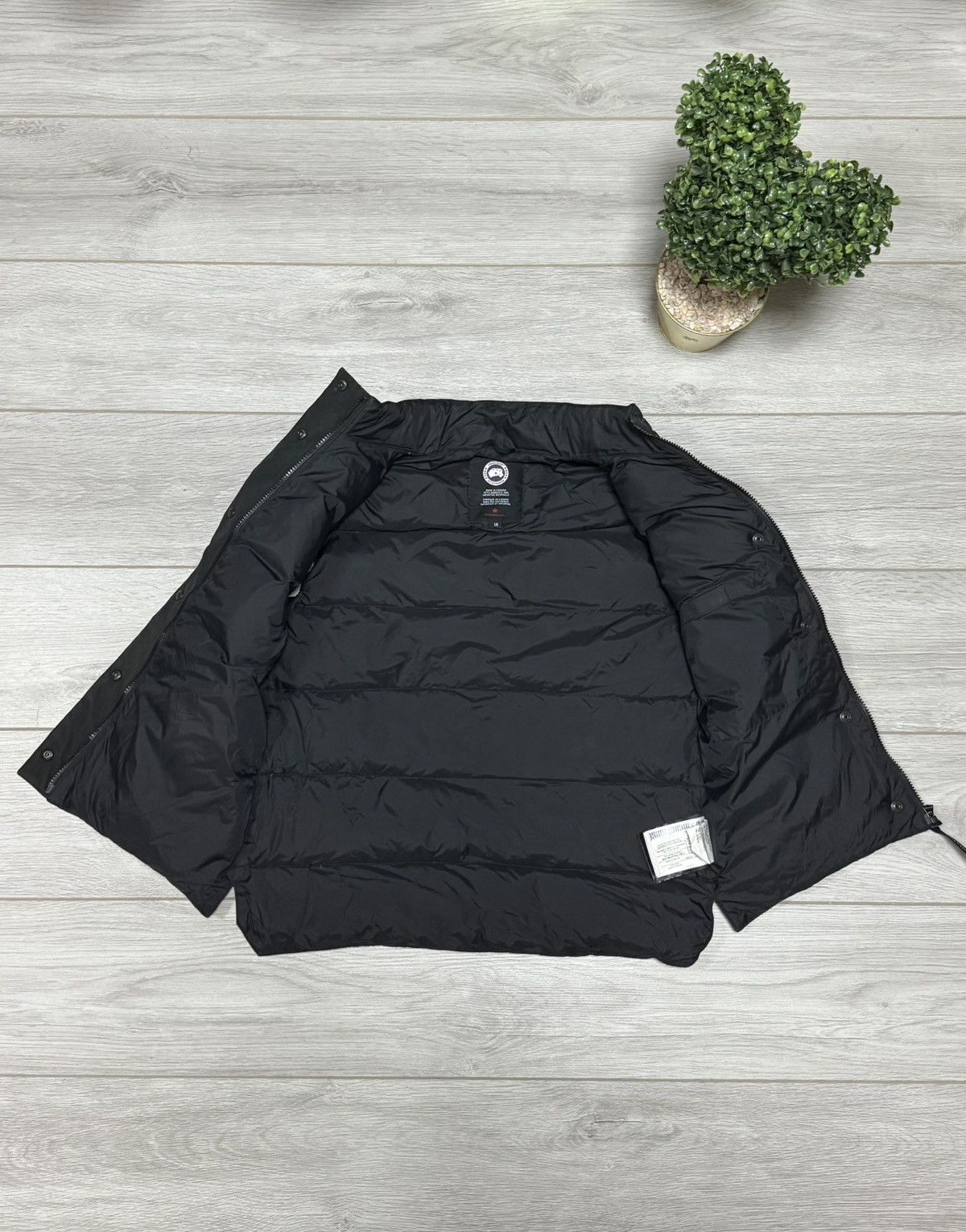 Canada Goose Canada Goose Freestyle Vest puffer down zip Size L / US 10 / IT 46 - 11 Thumbnail