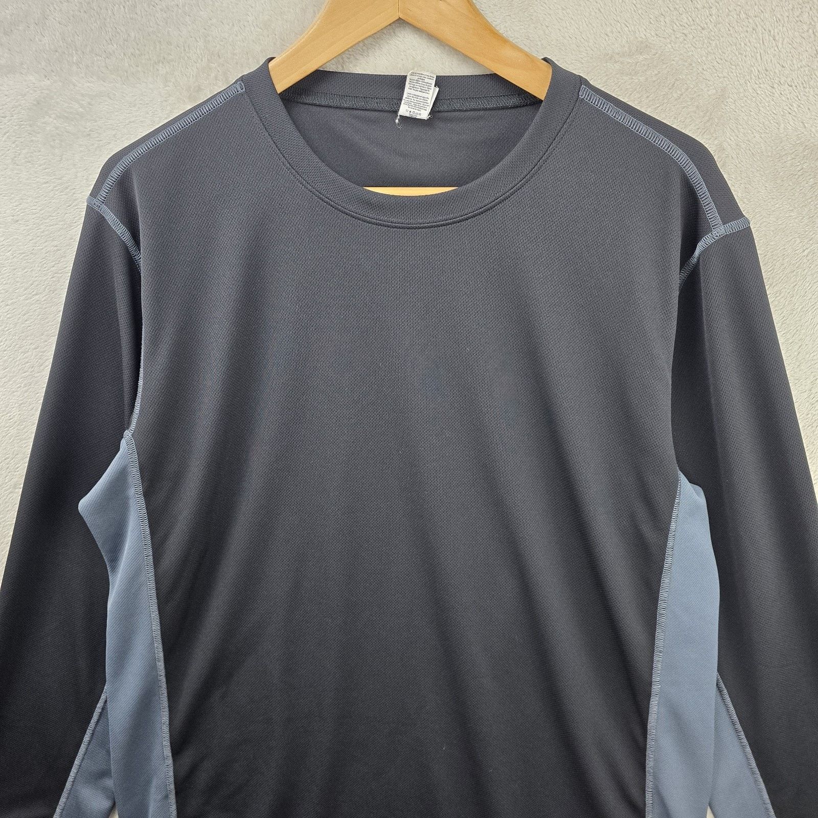 Alo Alo Yoga Long Sleeve Shirt Mens Large Black Gray Gym Active Size US L / EU 52-54 / 3 - 3 Thumbnail