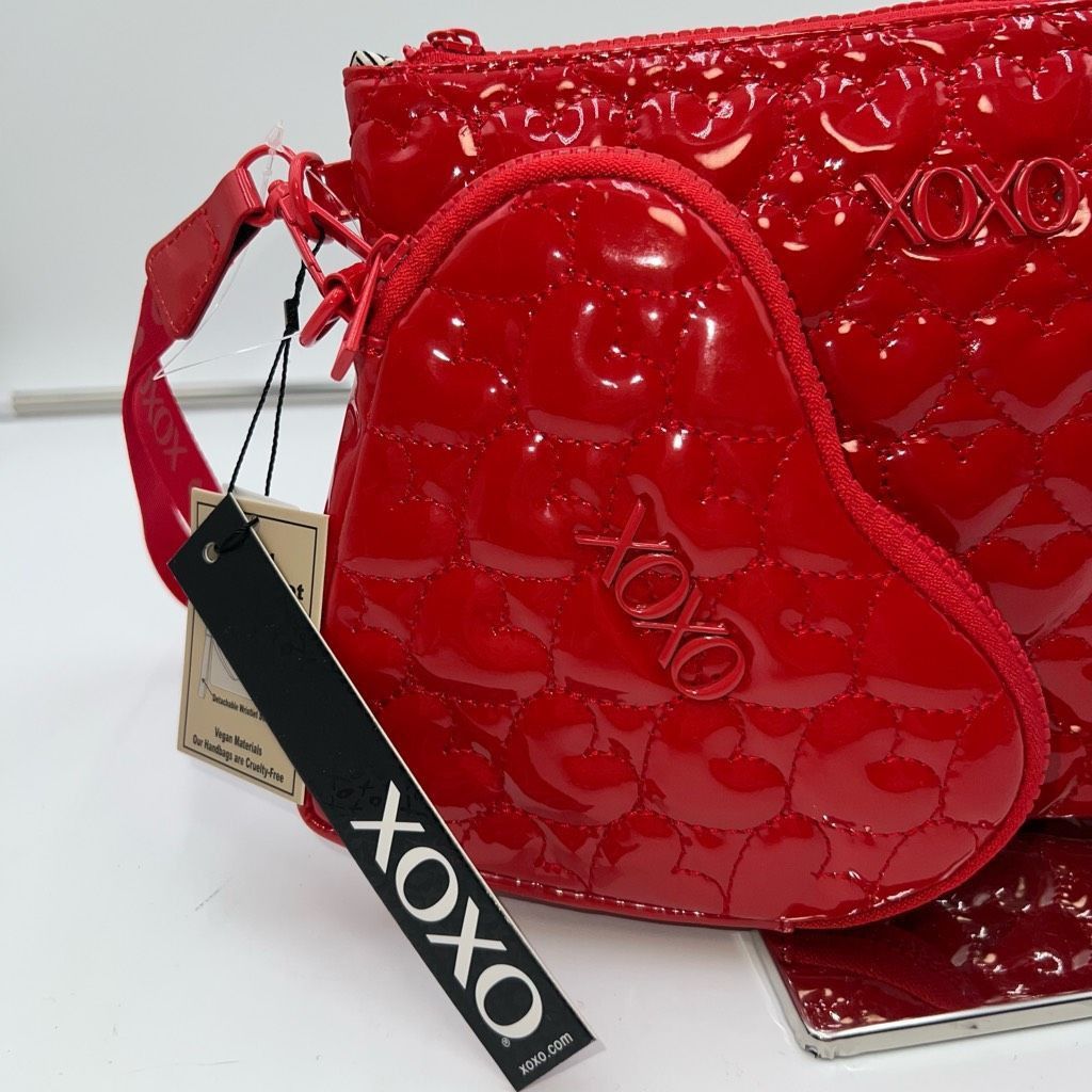 XOXO XOXO Faux Patent Leather Wristlet Duo Pouch and Heart In Can Size ONE SIZE - 2 Thumbnail