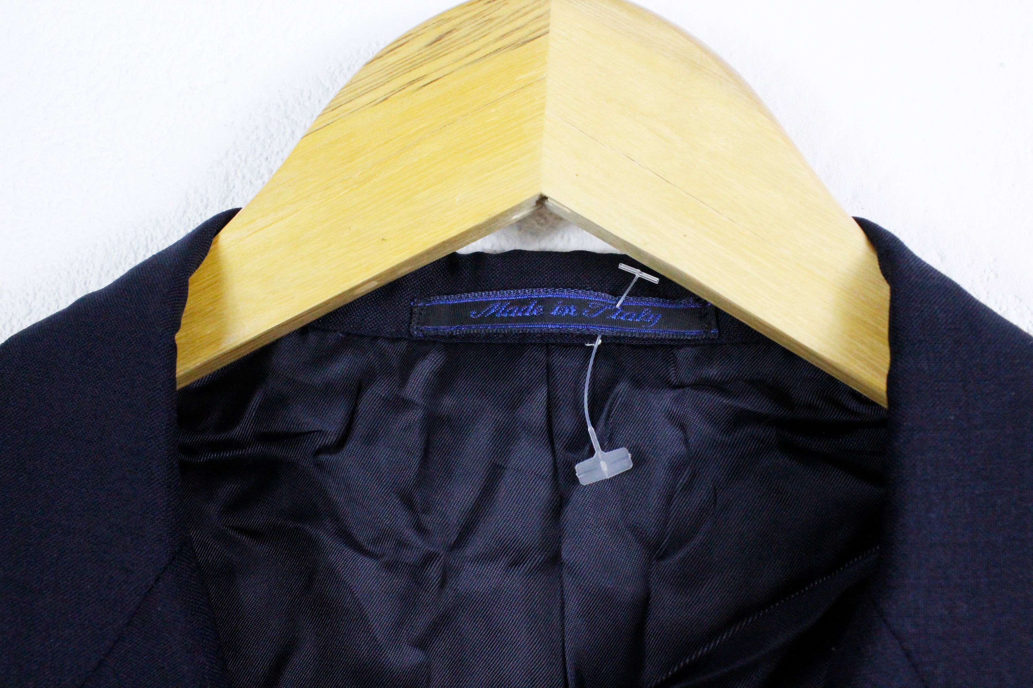 Isaia Vintage Isaia Napoli Wool Blazer Jacket 52 size Size US L / EU 52-54 / 3 - 3 Thumbnail