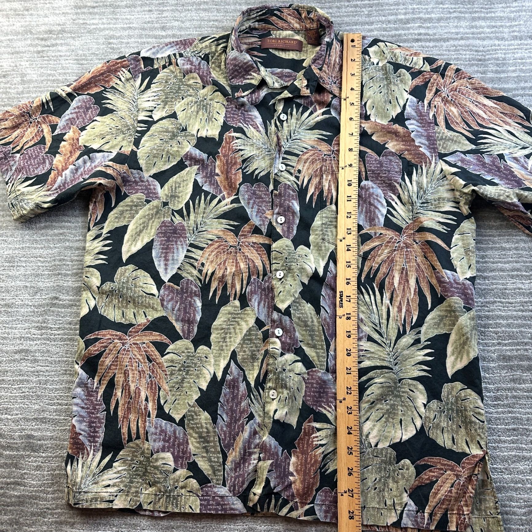 Tori Richard Tori Richard Shirt Mens Medium Black Green Floral Button Up Hawaiian Shirt Mens M Green Hawaiian Floral Button-Up Shirt Size US M / EU 48-50 / 2 - 8 Thumbnail