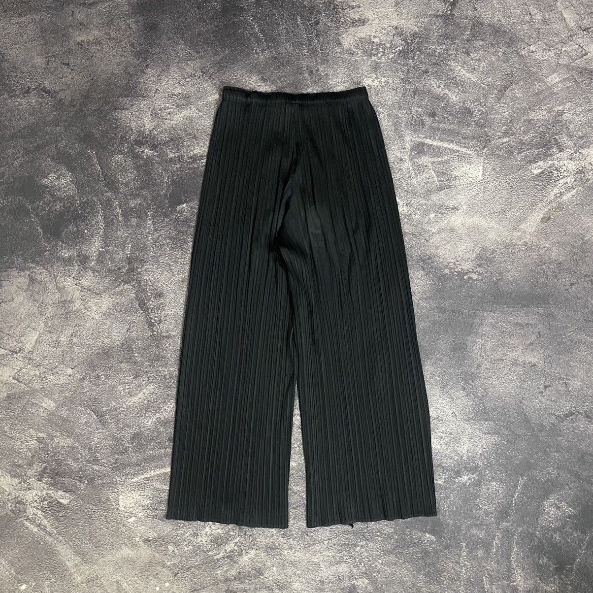 Issey Miyake × Japanese Brand × Pleats Please Issey Miyake Pleats please pants Size 27" / US 4 / IT 40 - 2 Thumbnail