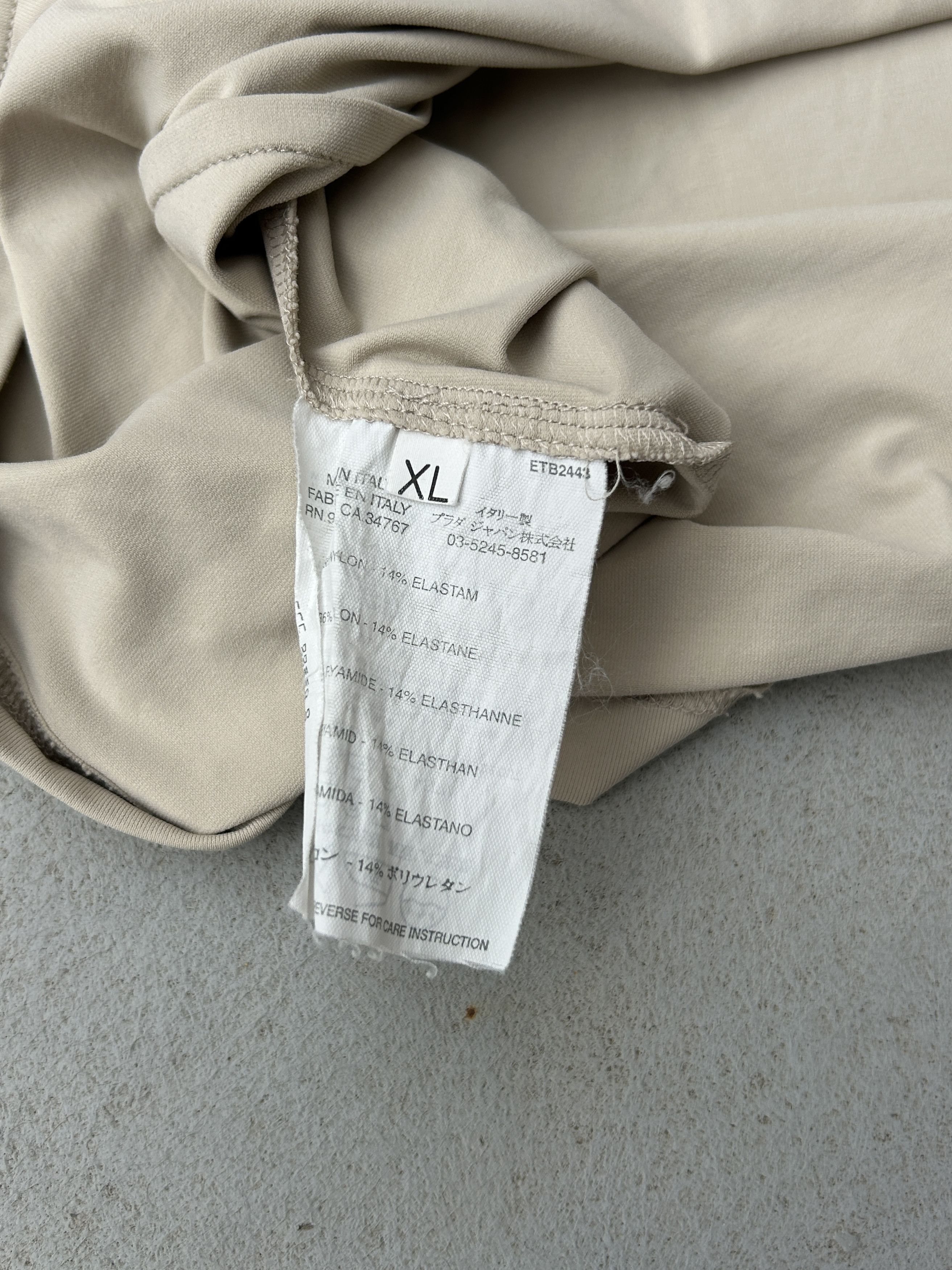 Prada prada sport shortsleeve shirt Size US XL / EU 56 / 4 - 5 Thumbnail