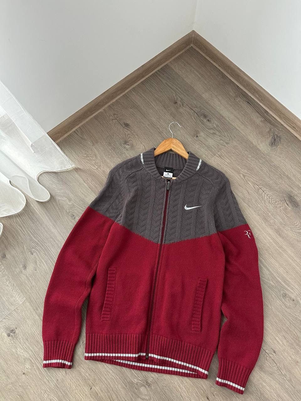 Nike × Vintage Vintage Nike Premier Roger Federer Team Red Sweater Size US S / EU 44-46 / 1 - 1 Thumbnail