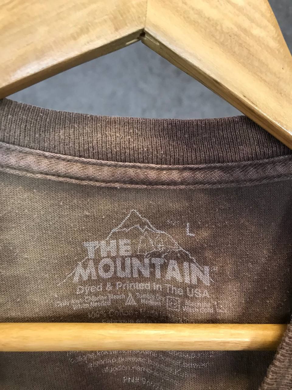 The Mountain Tiger The Mountain 2011 made in USA animal vintage tee Size US L / EU 52-54 / 3 - 5 Thumbnail